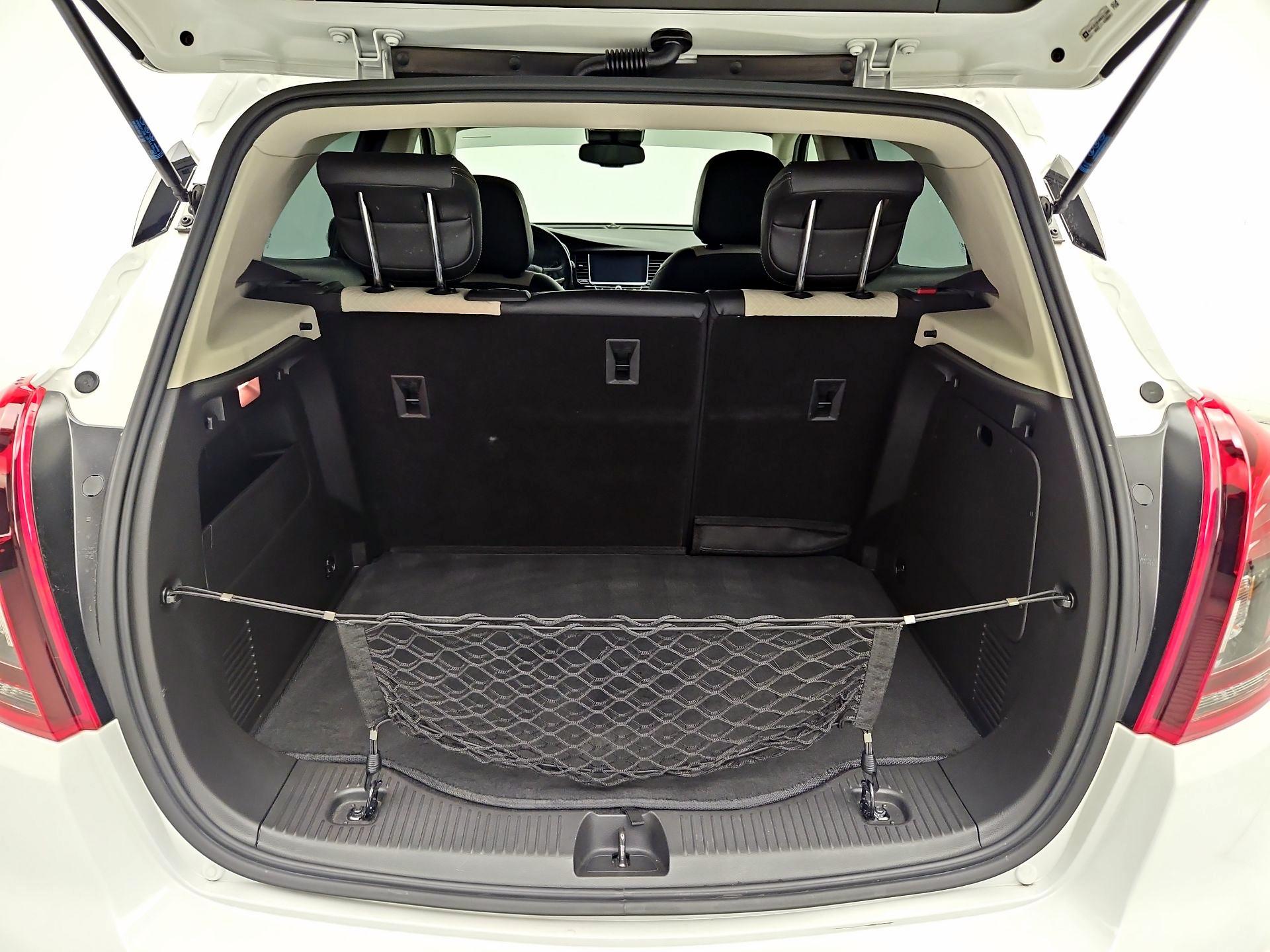 Thumbnail: 2019 Buick Encore - 18