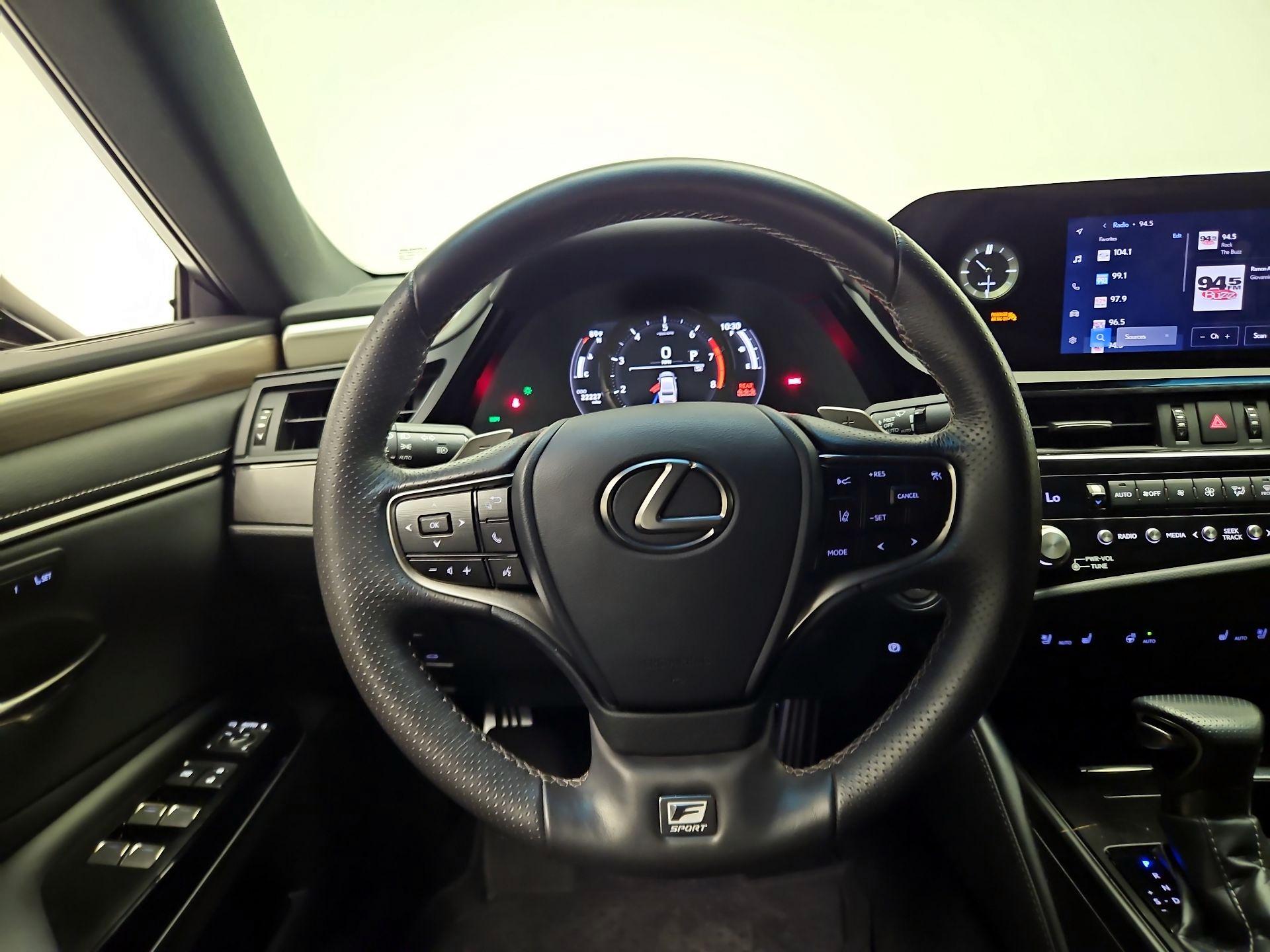 Thumbnail: 2024 Lexus ES - 10
