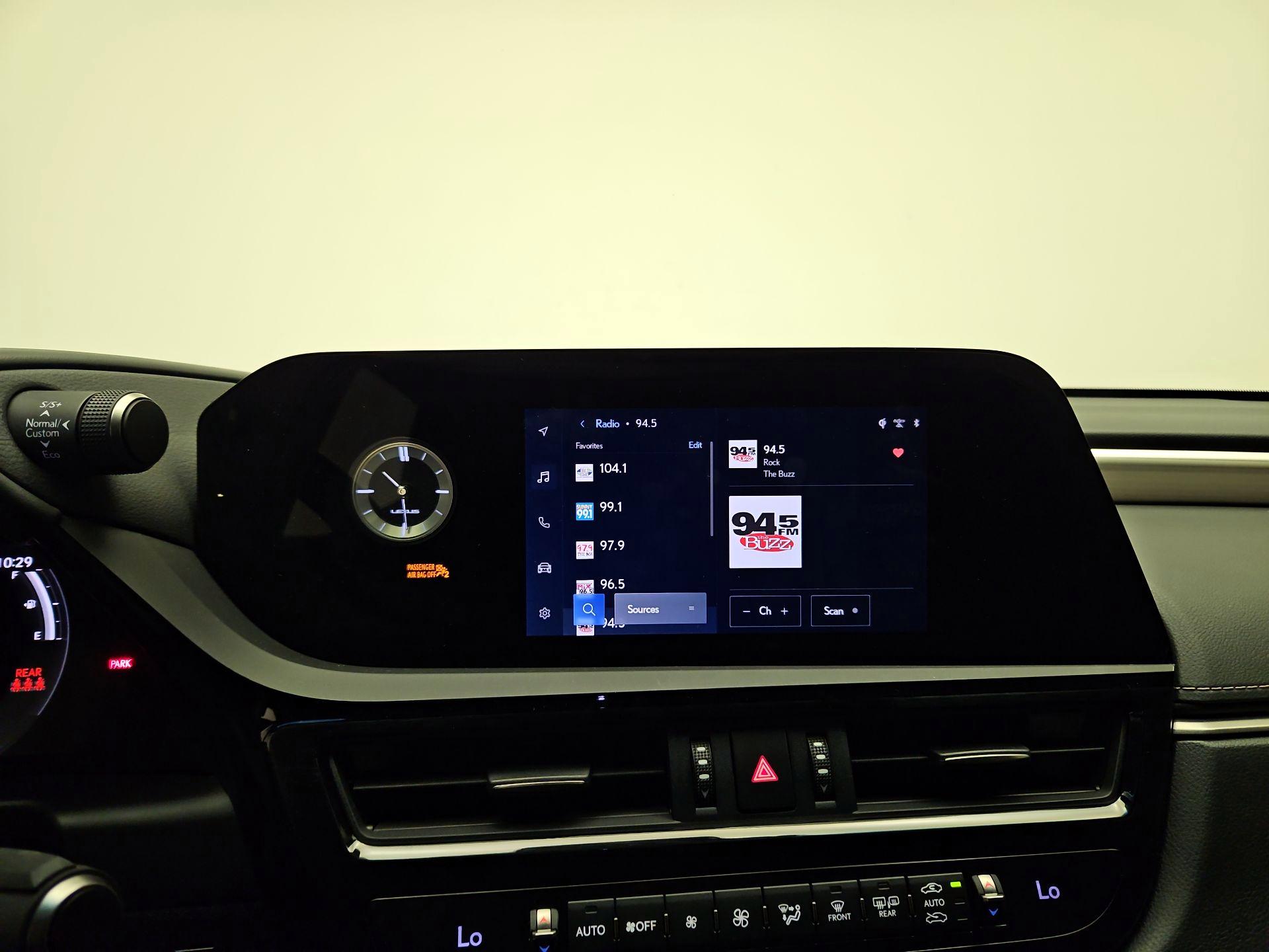 Thumbnail: 2024 Lexus ES - 14