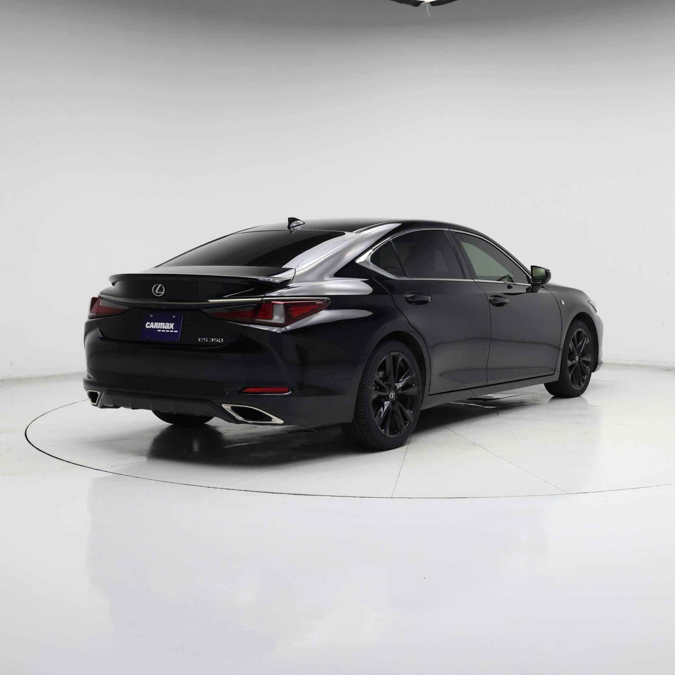 Thumbnail: 2024 Lexus ES - 8