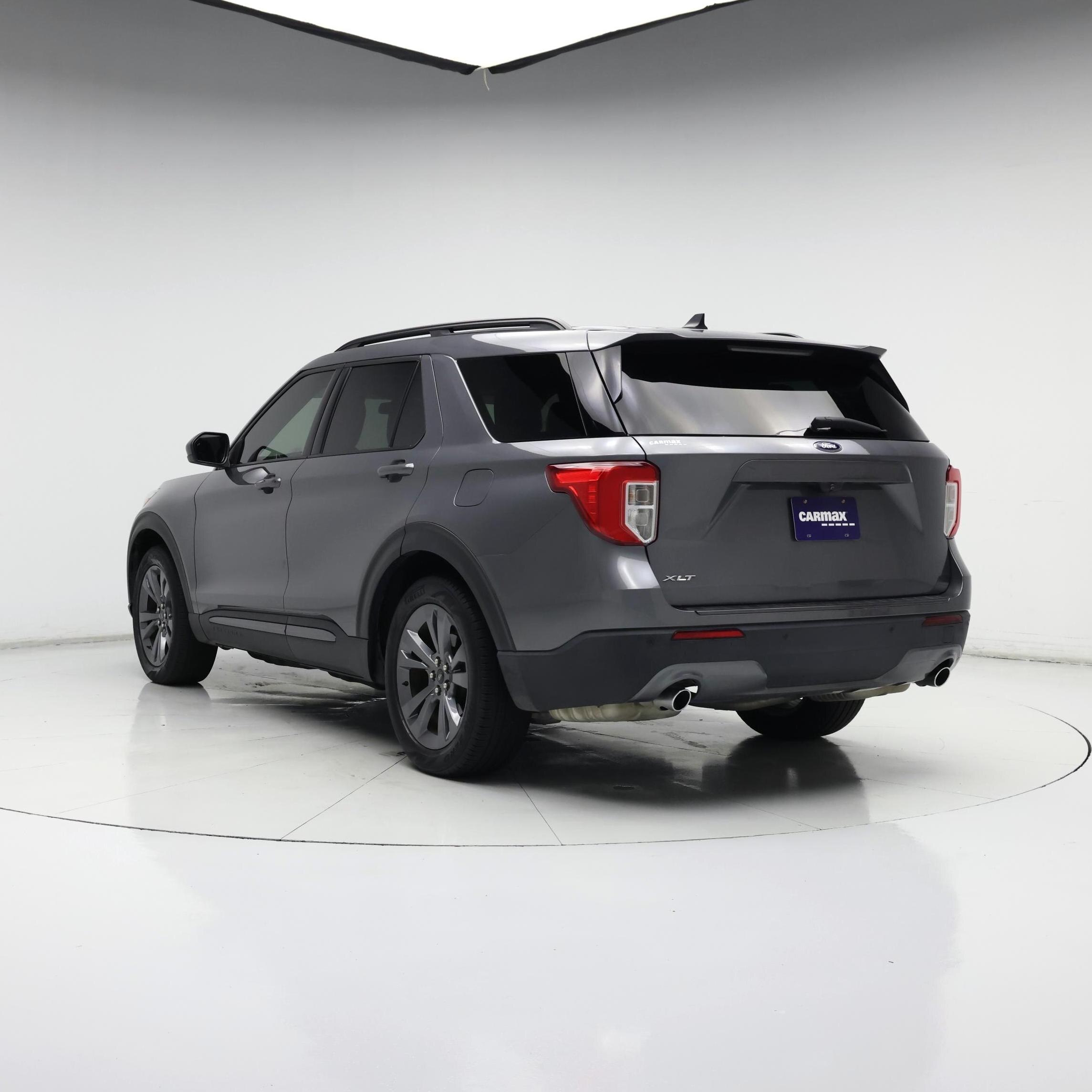 Thumbnail: 2022 Ford Explorer - 2