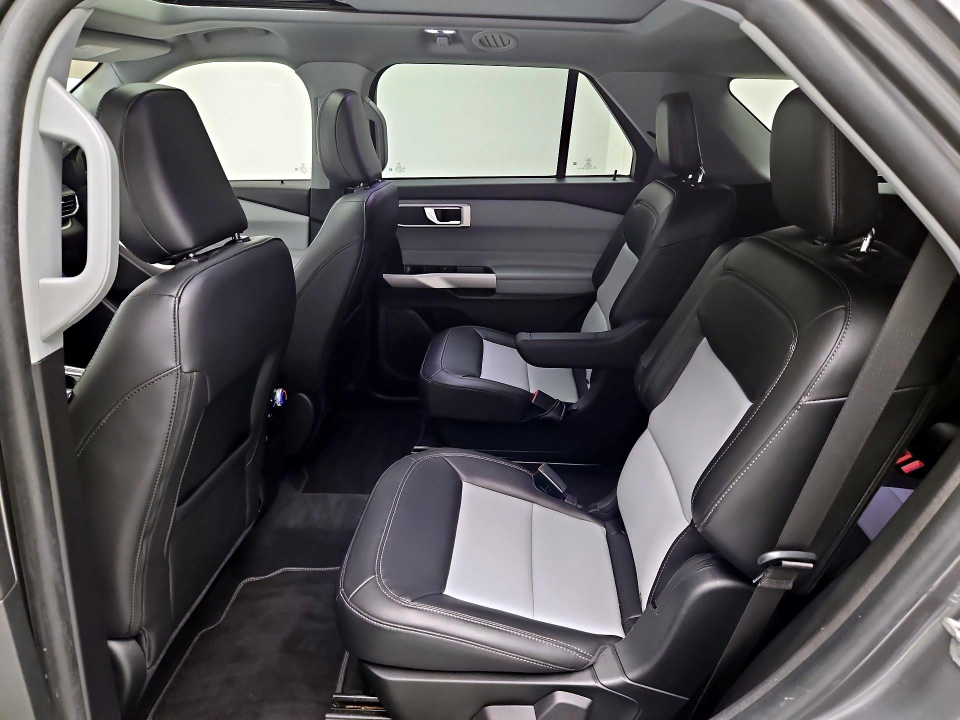 Thumbnail: 2022 Ford Explorer - 20