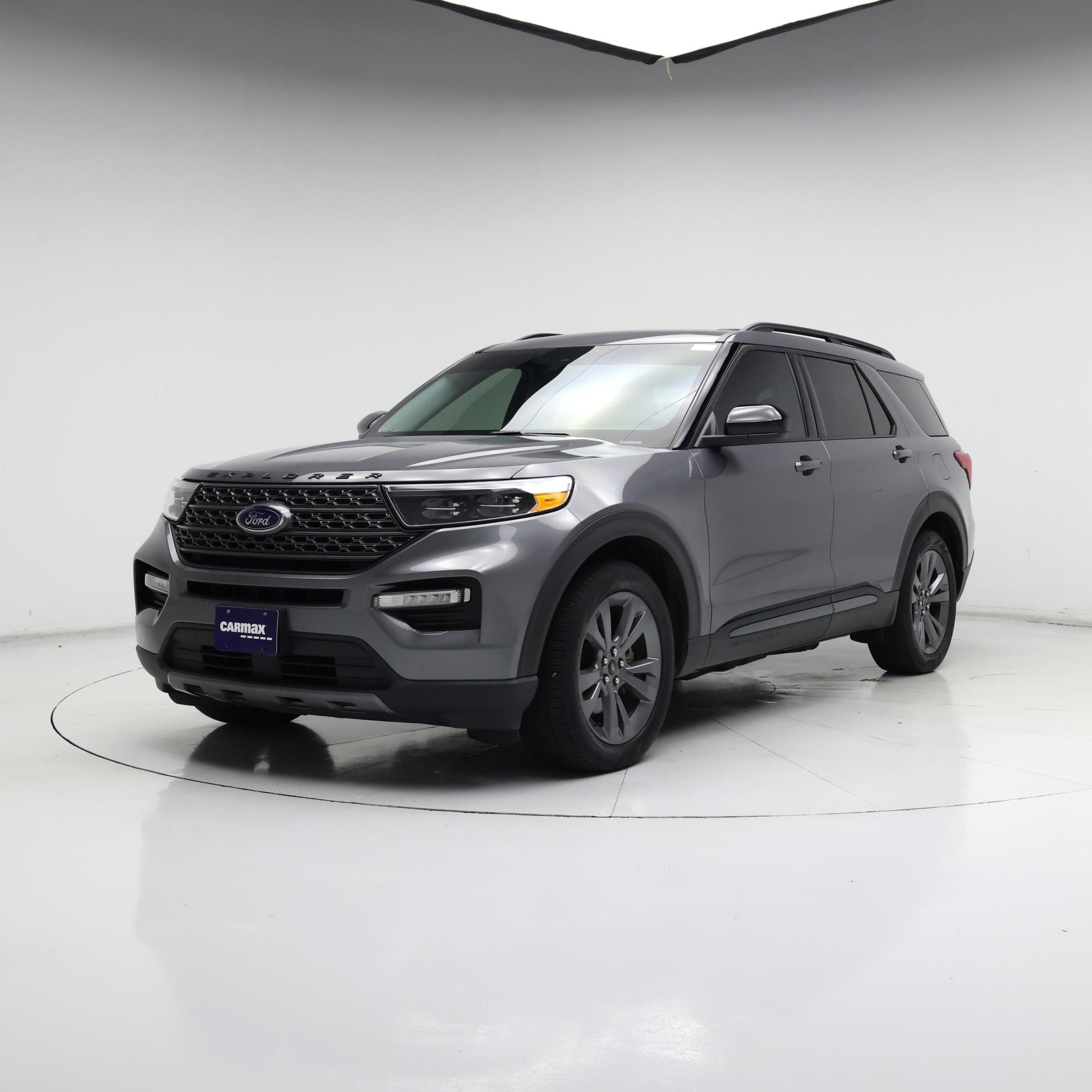 Thumbnail: 2022 Ford Explorer - 4