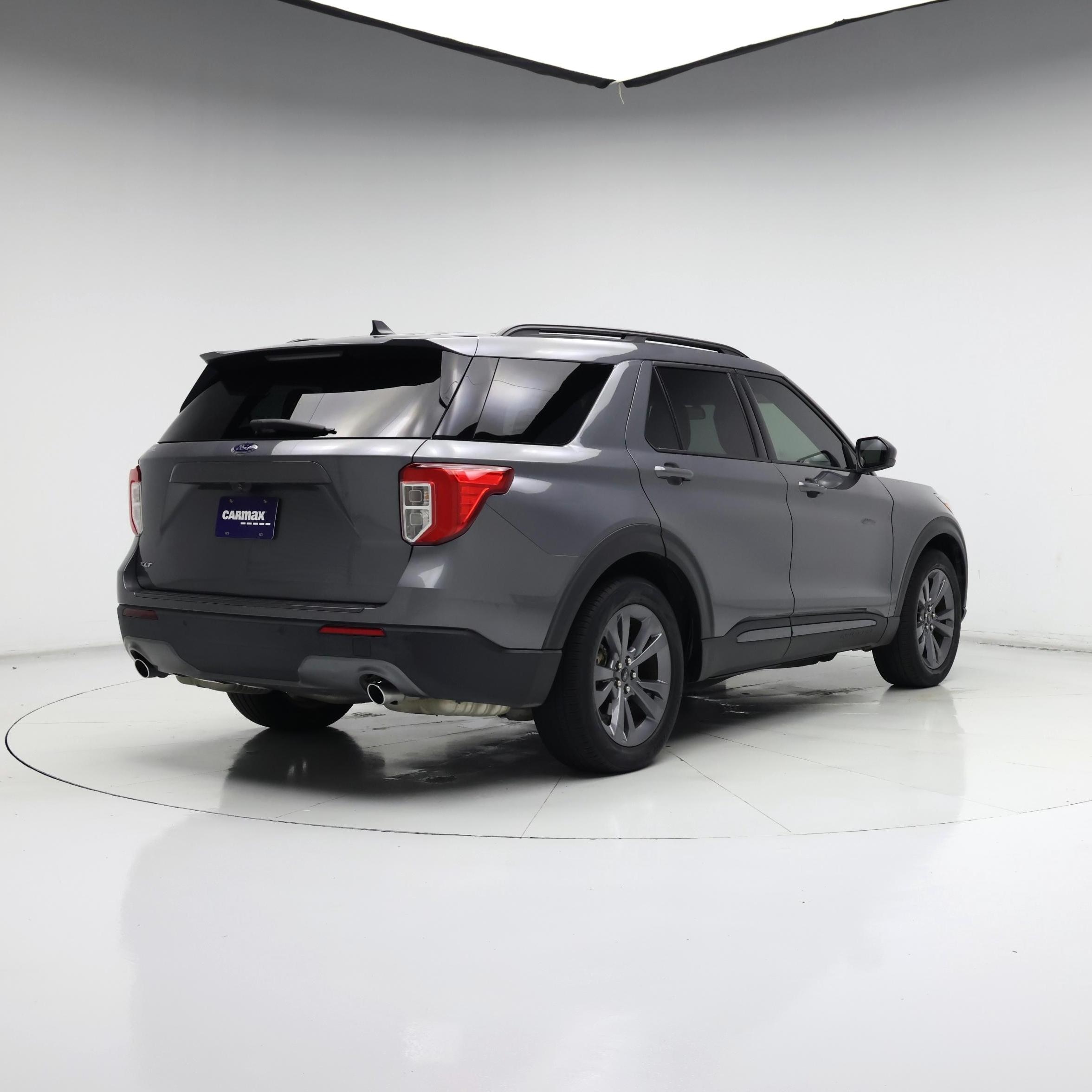 Thumbnail: 2022 Ford Explorer - 8