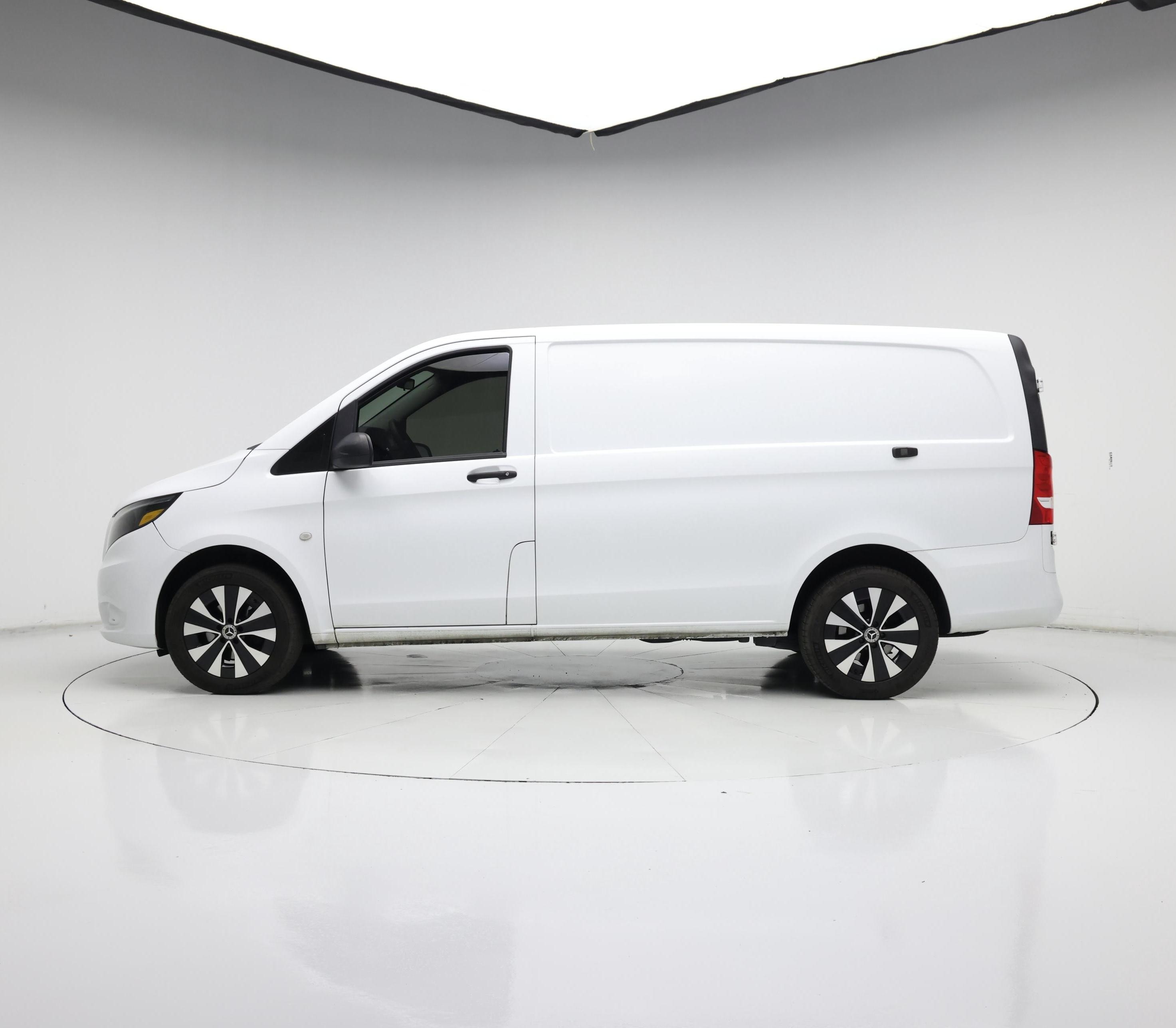Thumbnail: 2022 Mercedes-Benz Metris - 3