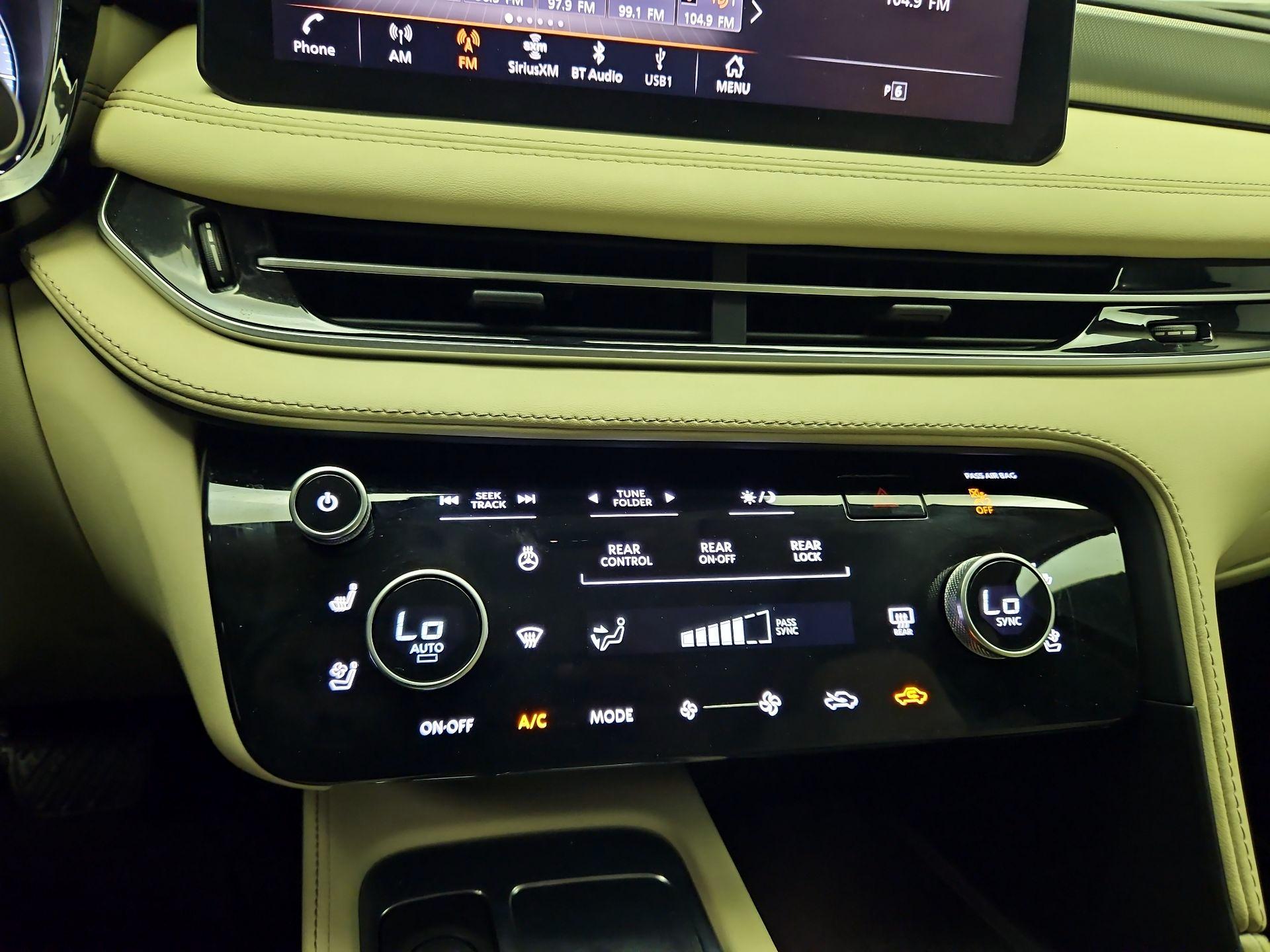 Thumbnail: 2023 INFINITI QX60 - 15