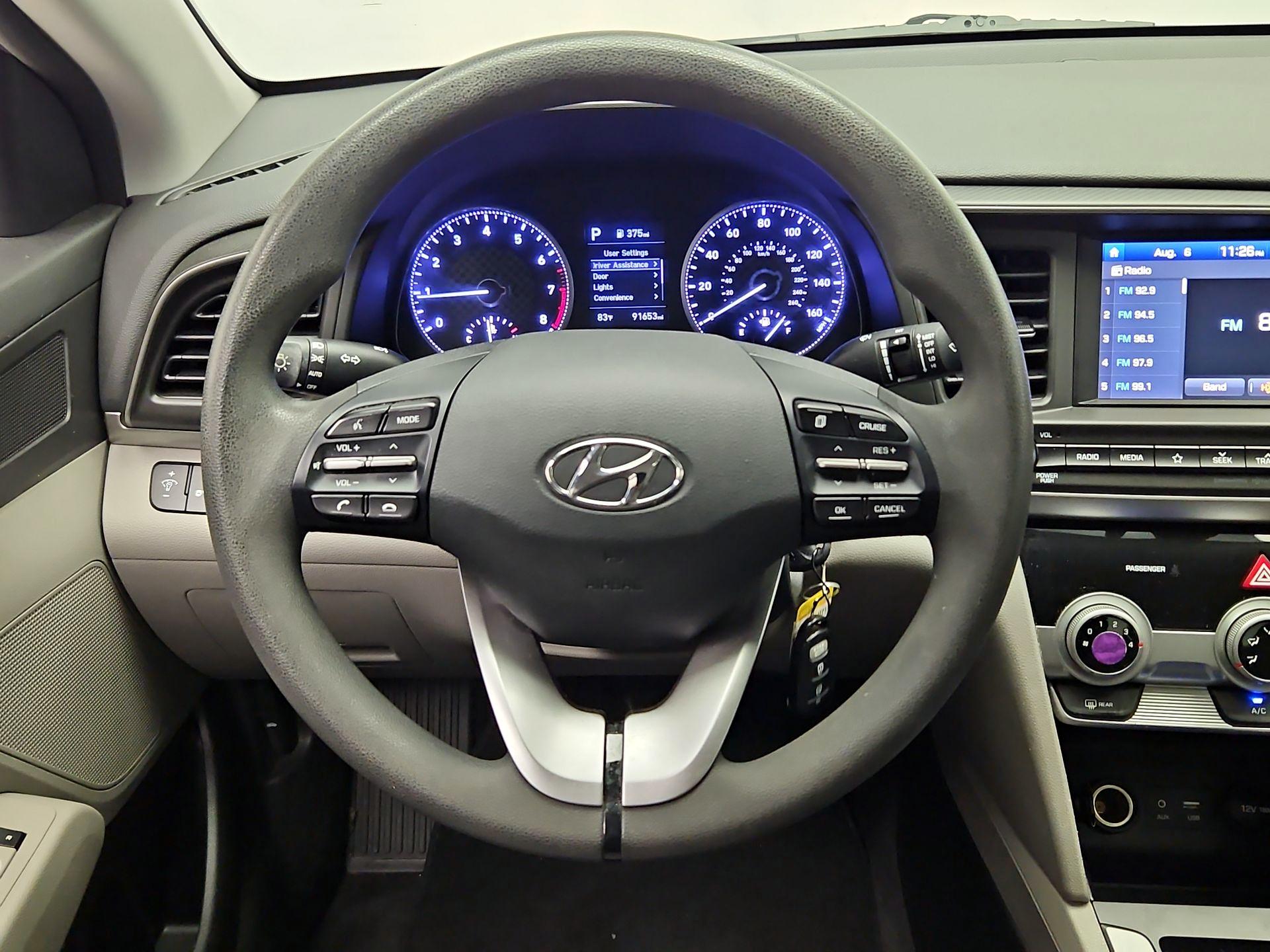 Thumbnail: 2019 Hyundai Elantra - 10
