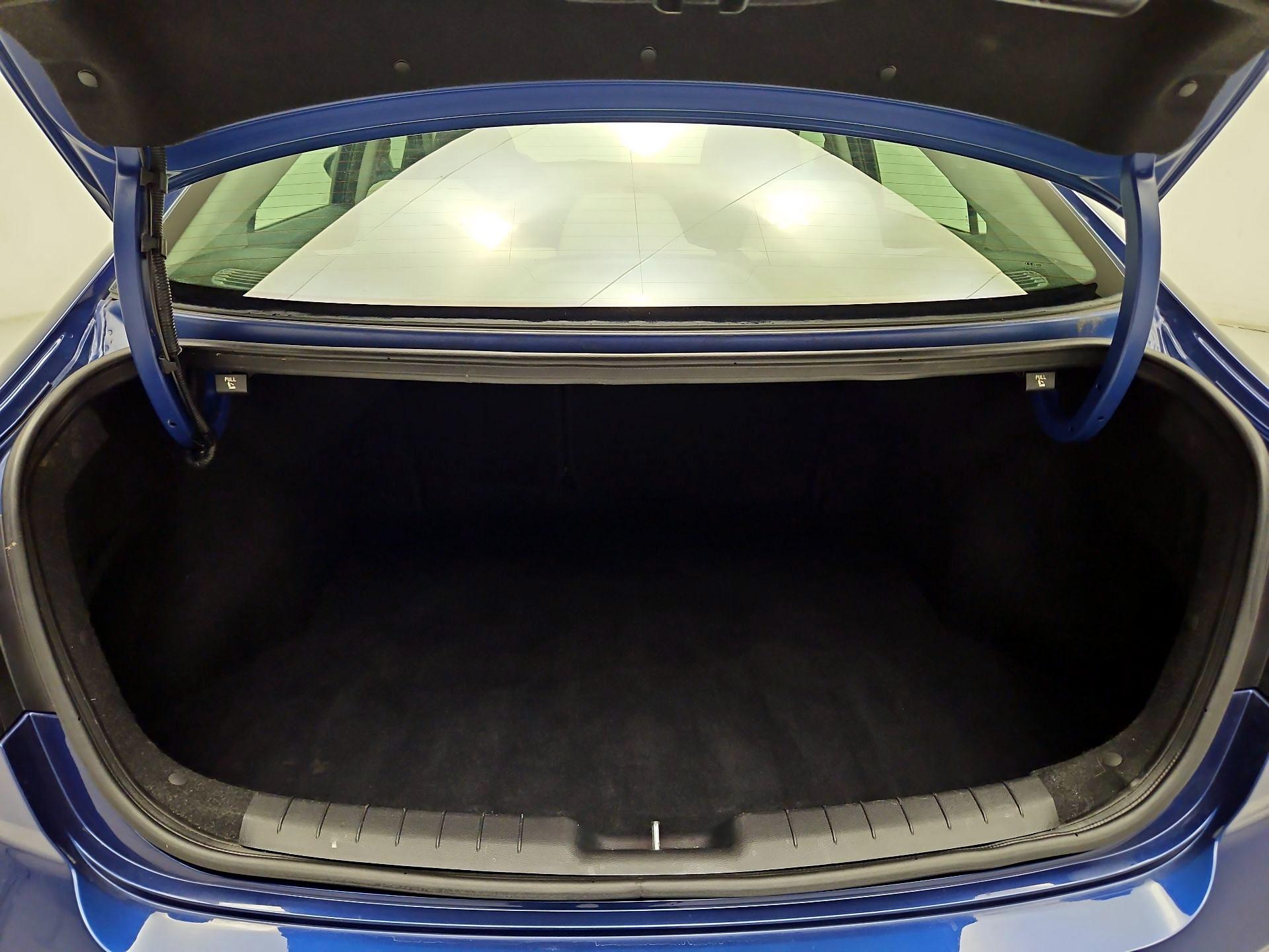 Thumbnail: 2019 Hyundai Elantra - 20