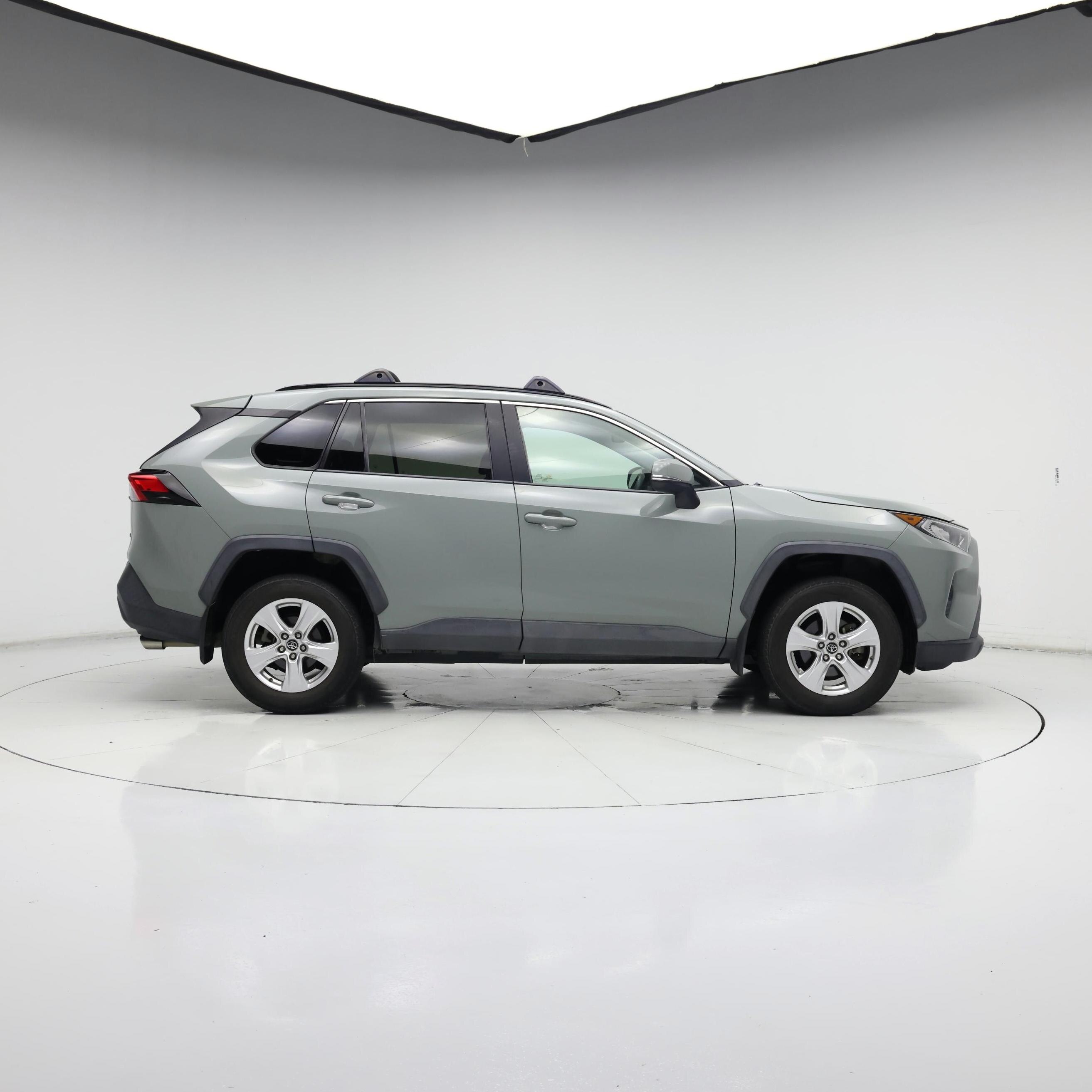 Thumbnail: 2019 Toyota RAV4 - 7