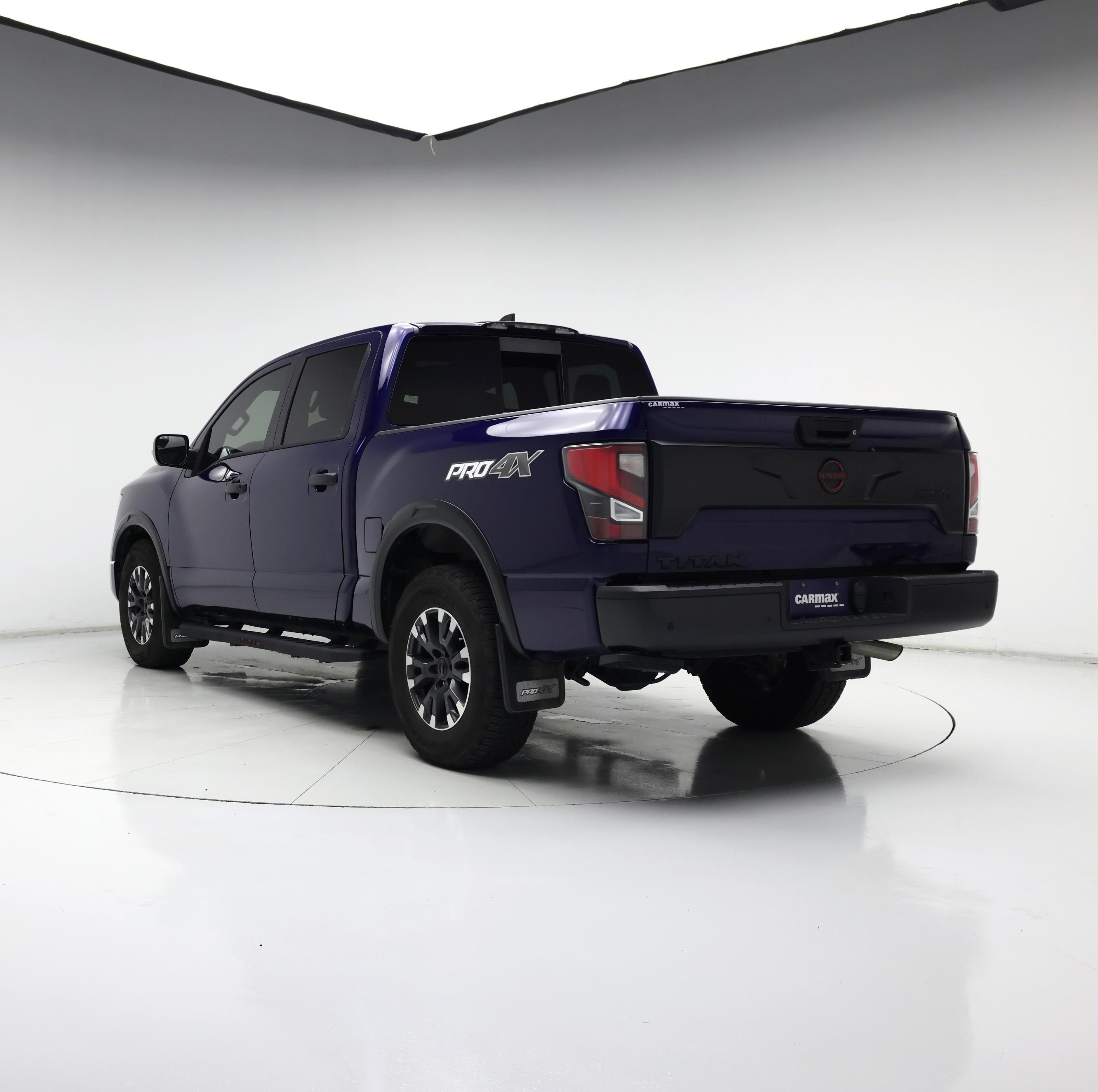 Thumbnail: 2023 Nissan Titan - 2