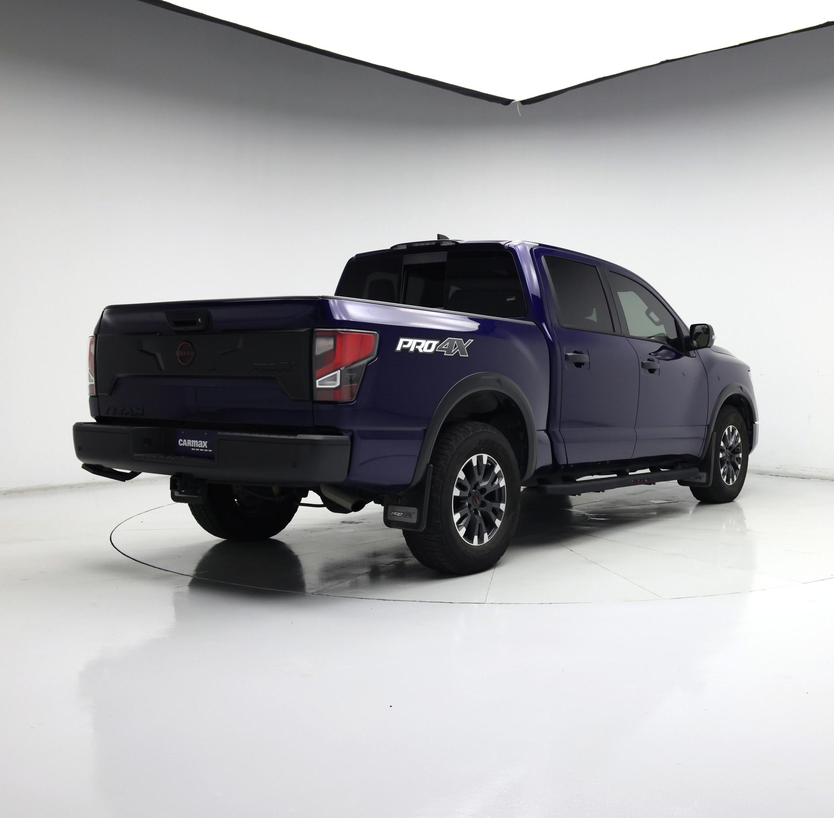 Thumbnail: 2023 Nissan Titan - 8