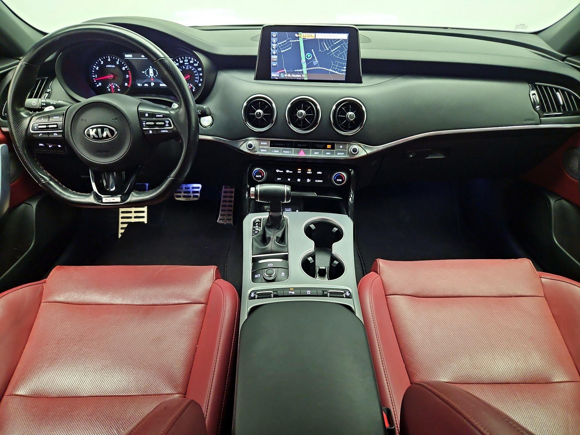 Thumbnail: 2019 Kia Stinger - 9