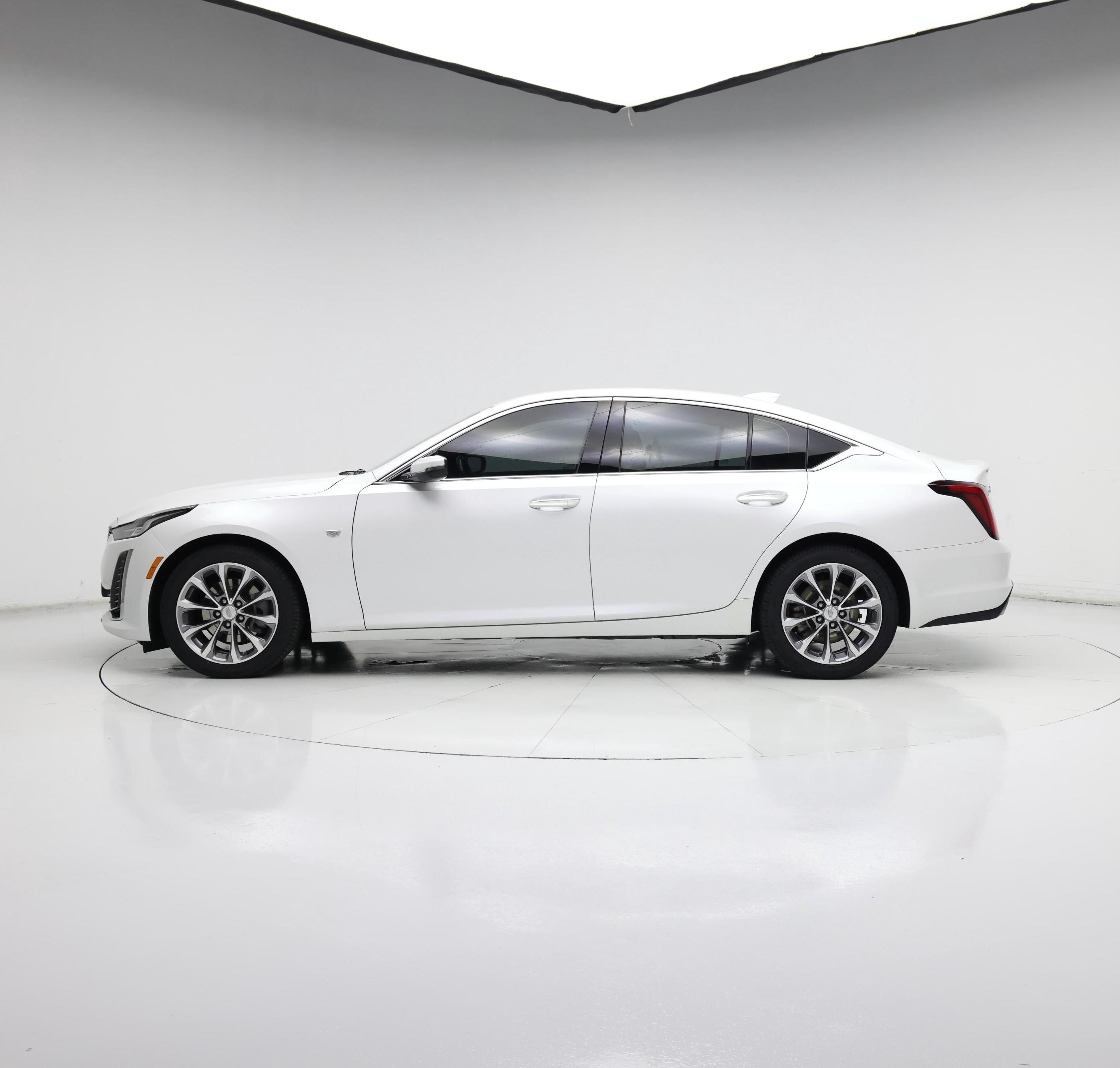 Thumbnail: 2020 Cadillac CT5 - 3