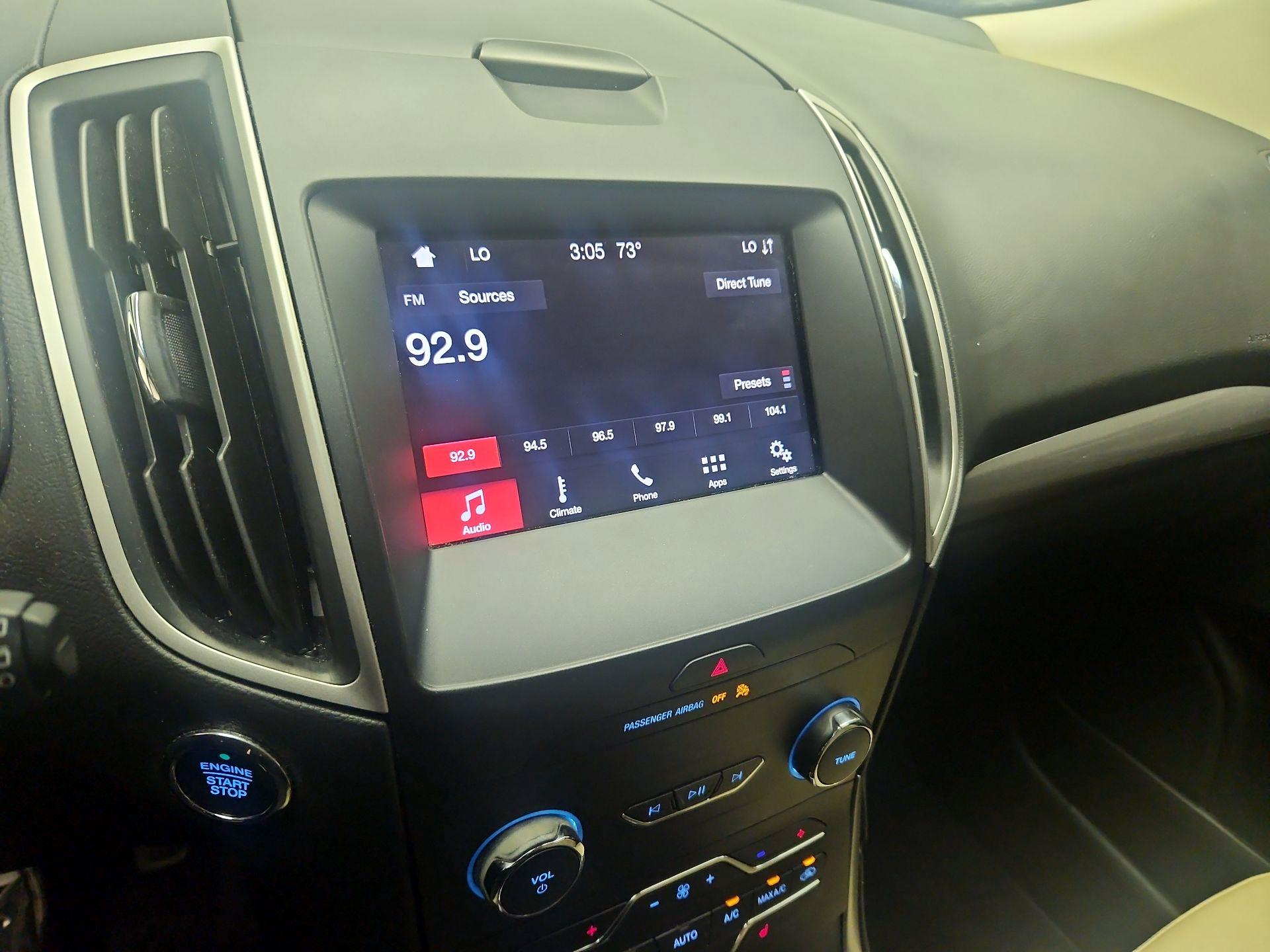 Thumbnail: 2019 Ford Edge - 15