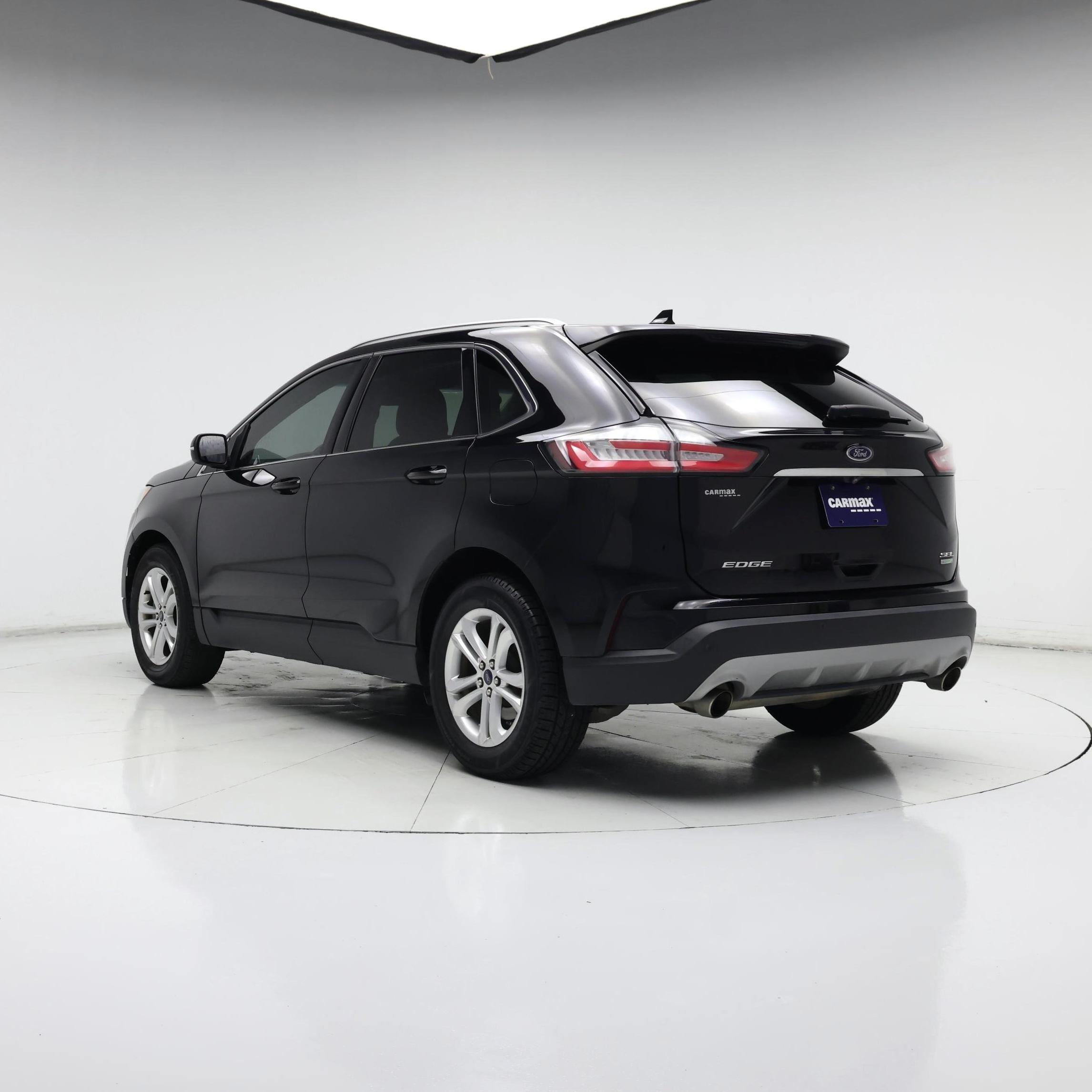 Thumbnail: 2019 Ford Edge - 2