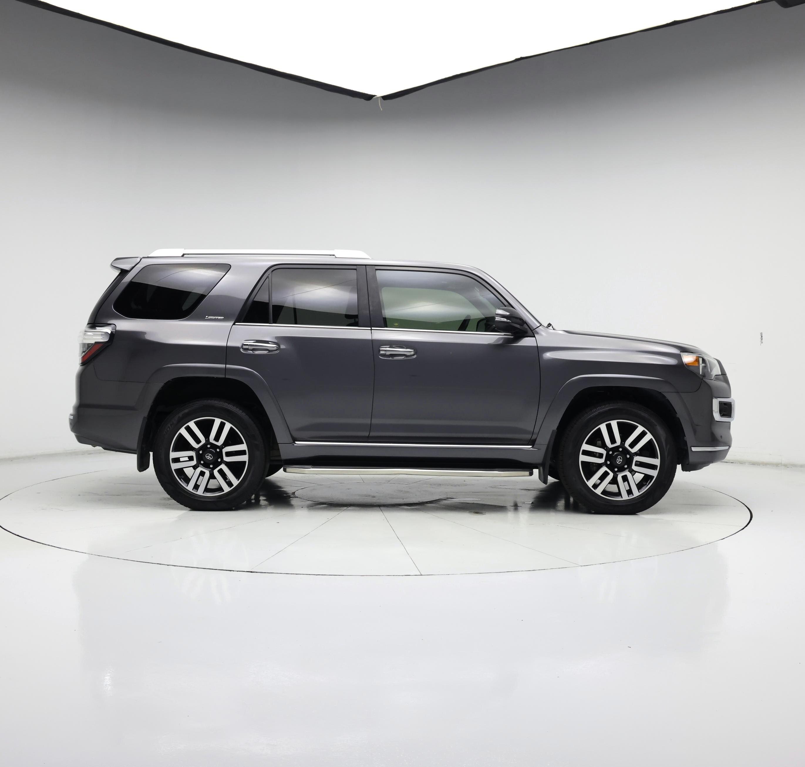 Thumbnail: 2020 Toyota 4Runner - 7