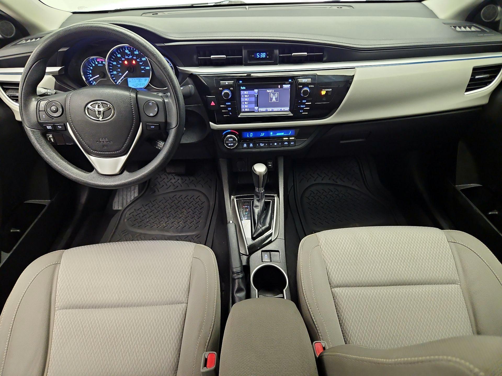 Thumbnail: 2015 Toyota Corolla - 9