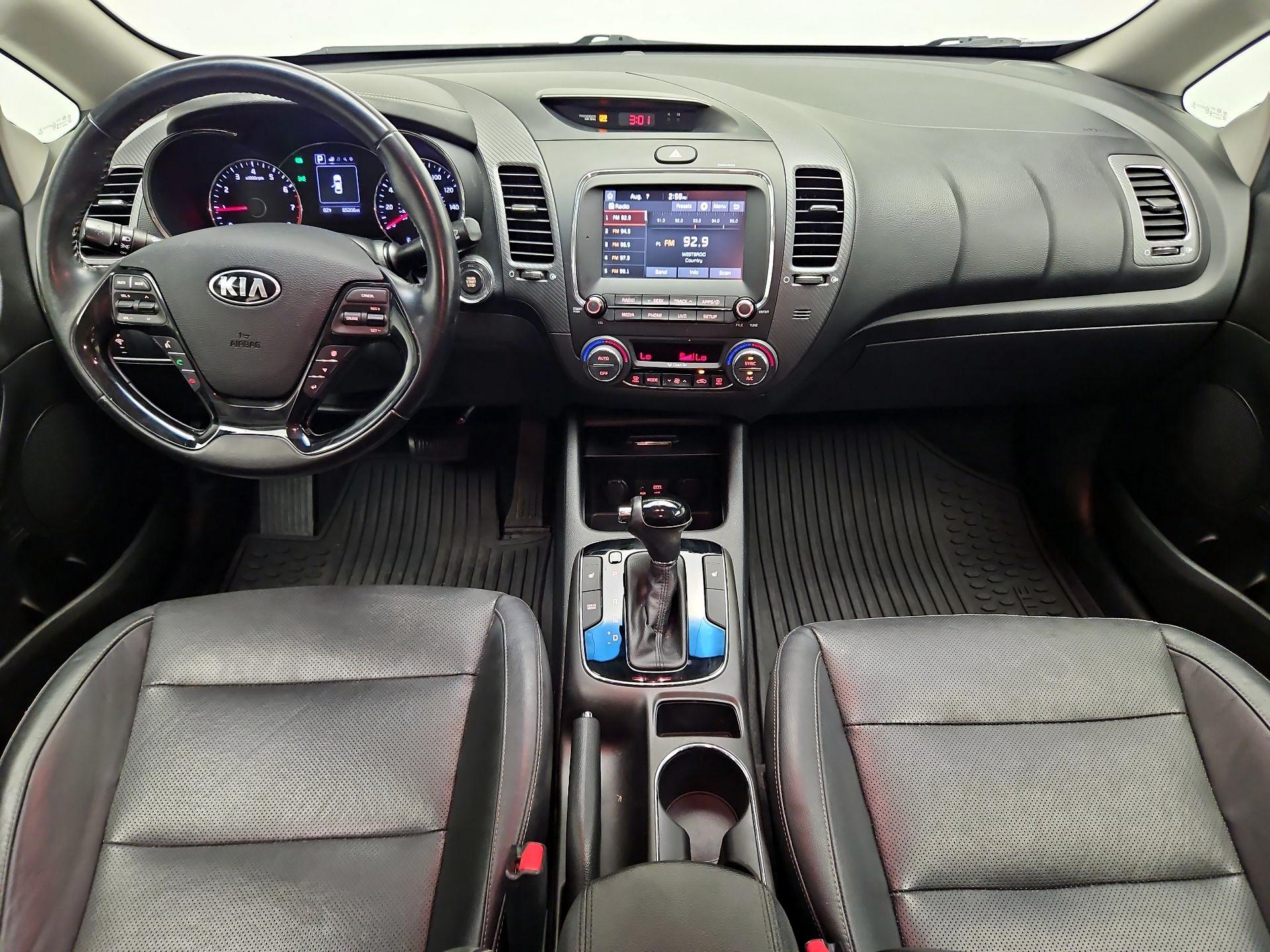 Thumbnail: 2017 Kia Forte - 9