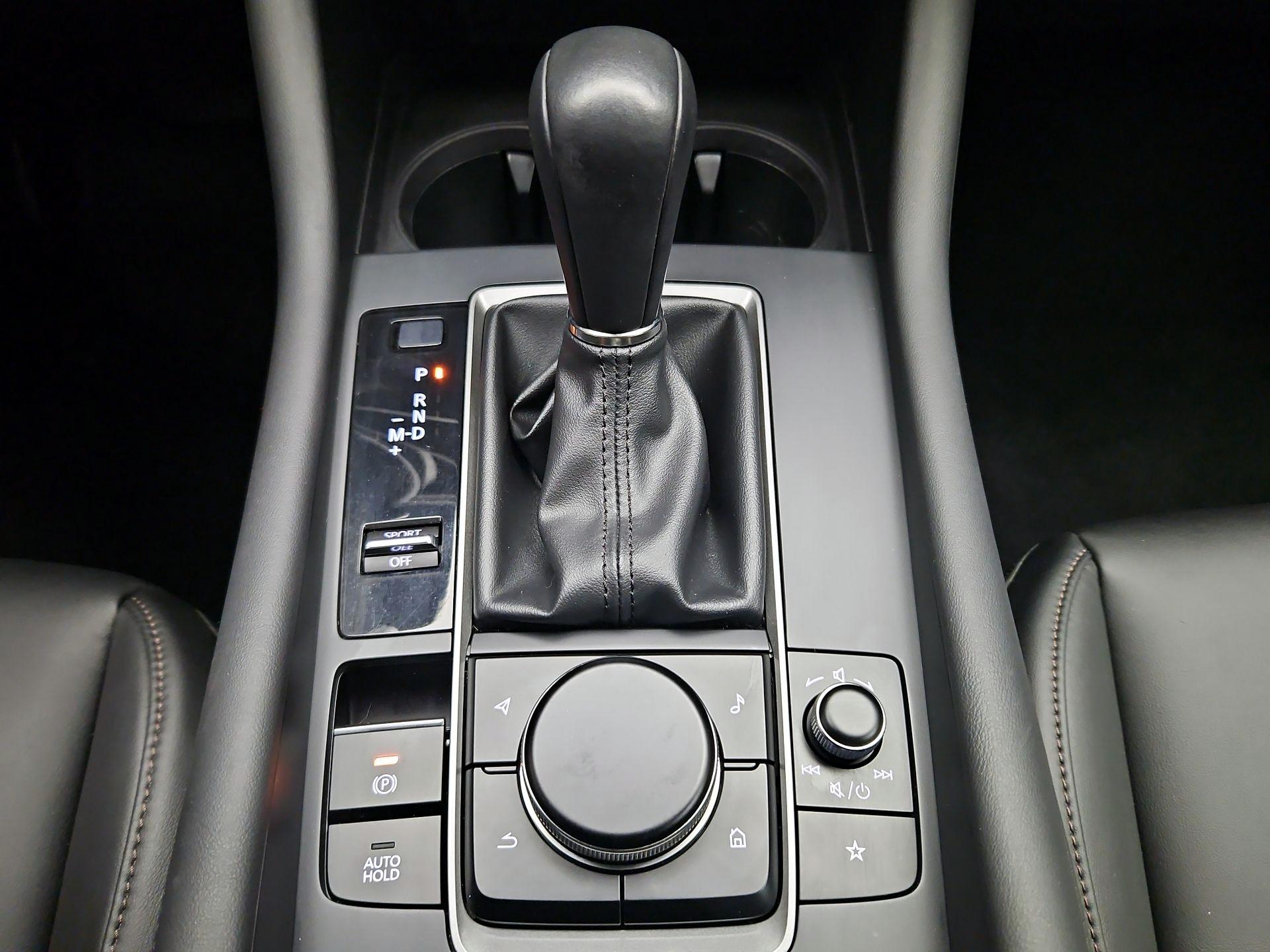 Thumbnail: 2021 Mazda Mazda3 - 17