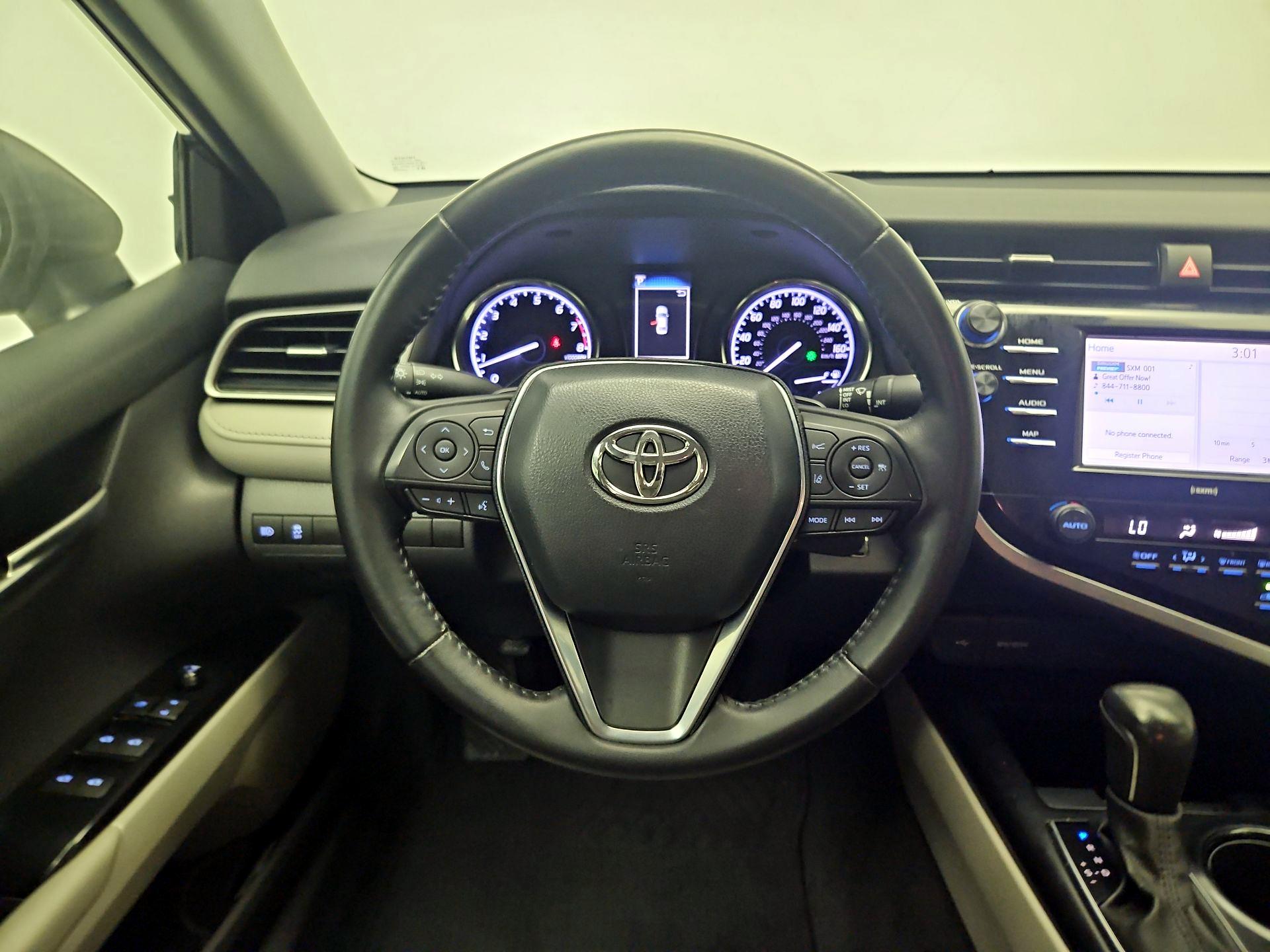 Thumbnail: 2020 Toyota Camry - 10