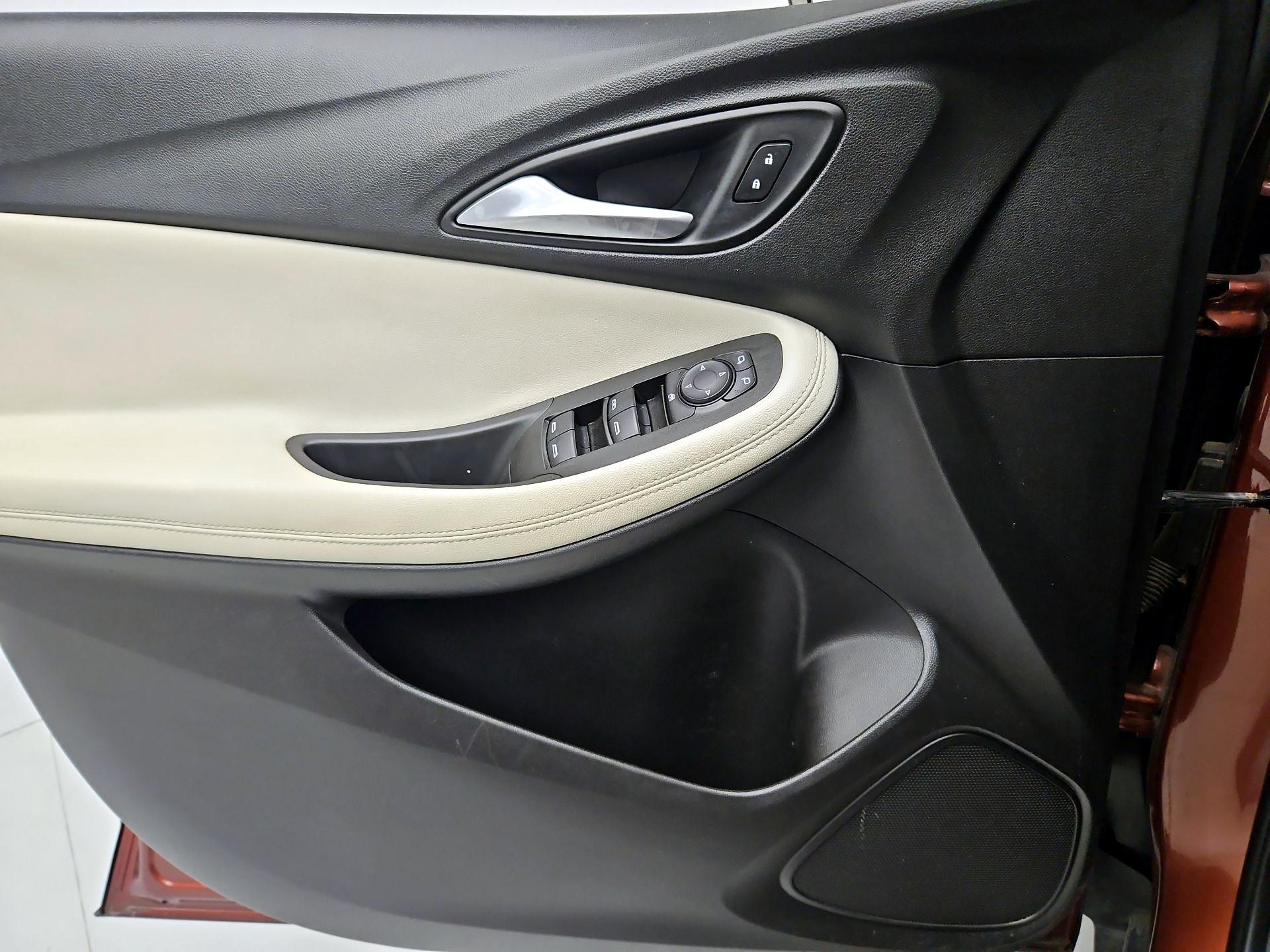 Thumbnail: 2020 Buick Encore GX - 12