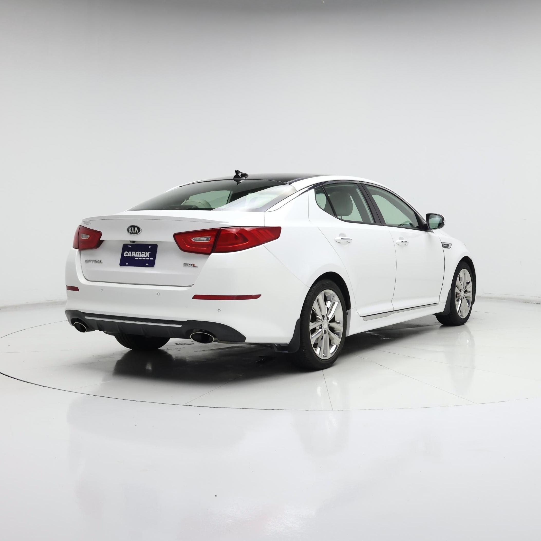 Thumbnail: 2015 Kia Optima - 8