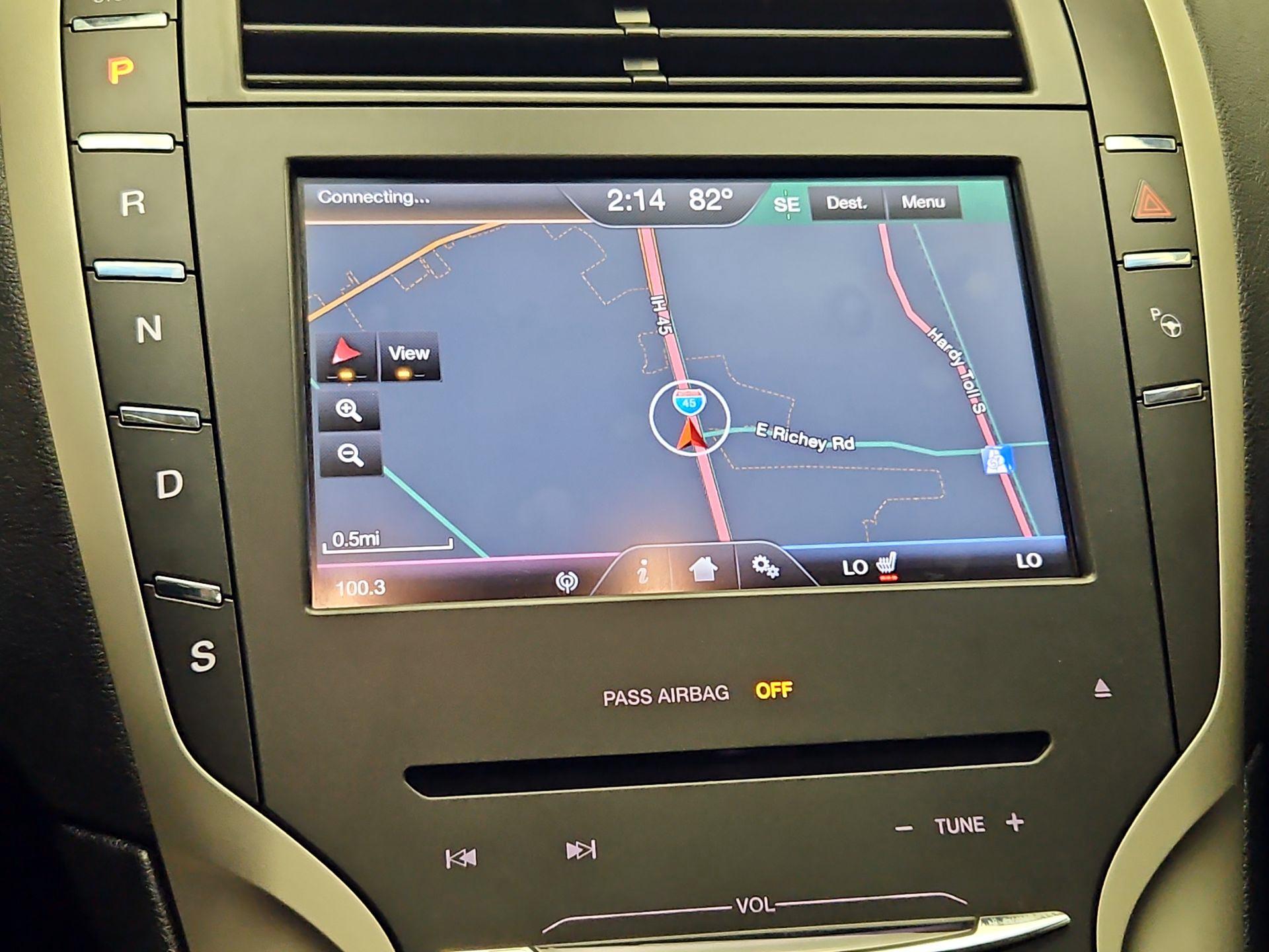 Thumbnail: 2016 Lincoln MKZ - 14