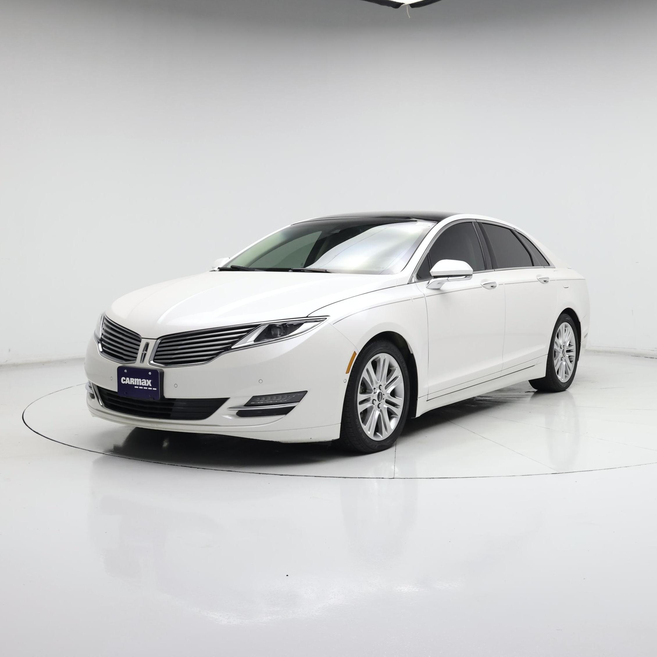 Thumbnail: 2016 Lincoln MKZ - 4