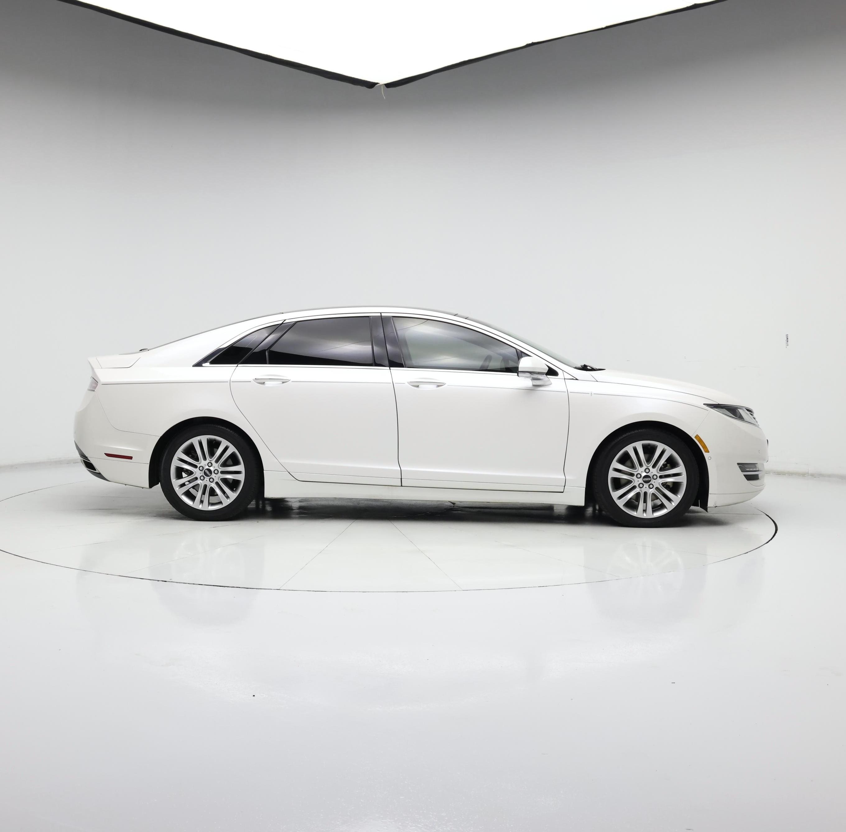 Thumbnail: 2016 Lincoln MKZ - 7