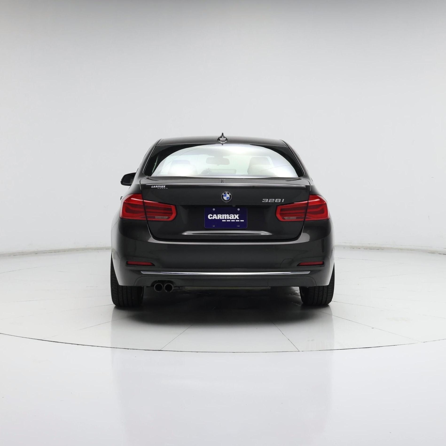 Thumbnail: 2016 BMW 3 Series - 6