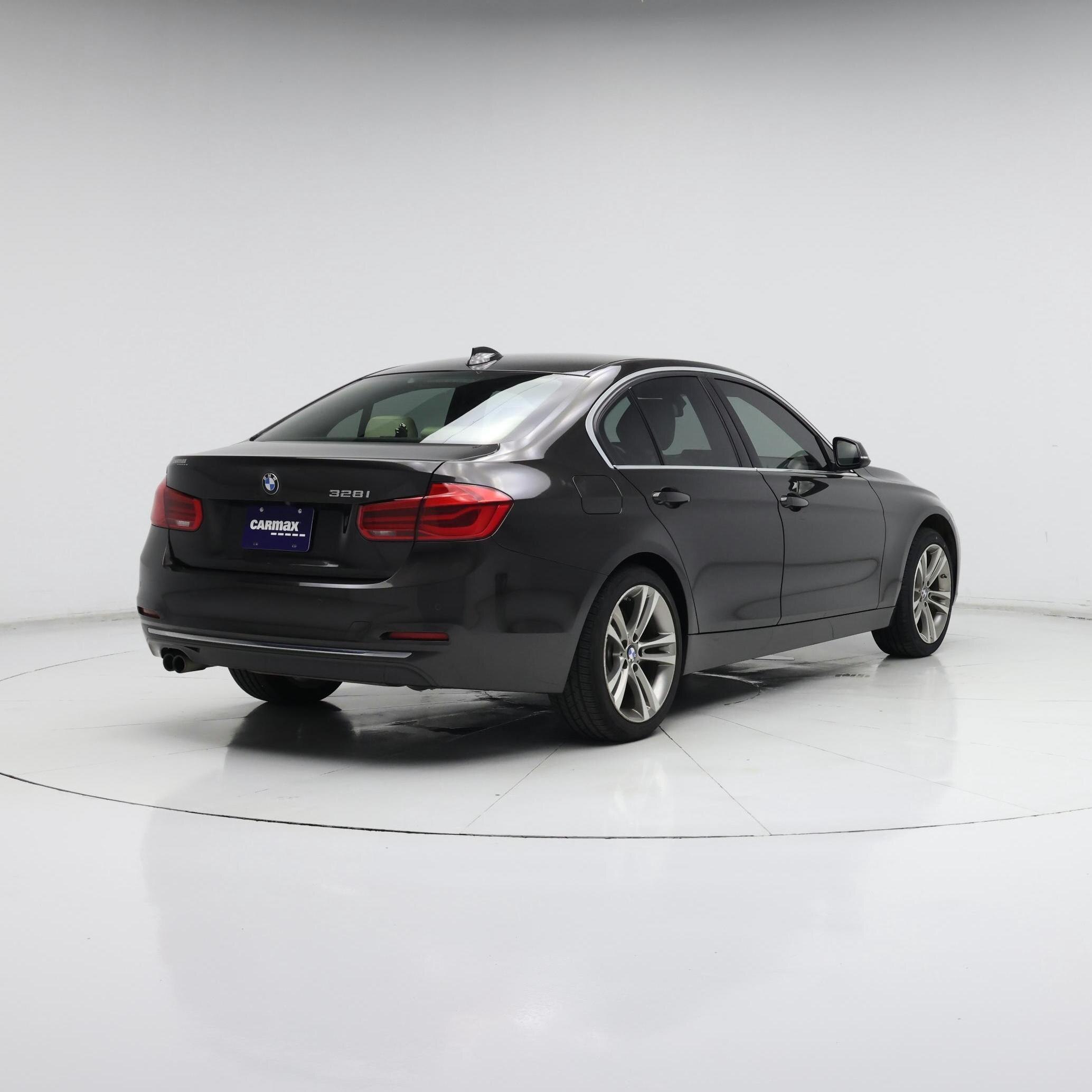 Thumbnail: 2016 BMW 3 Series - 8