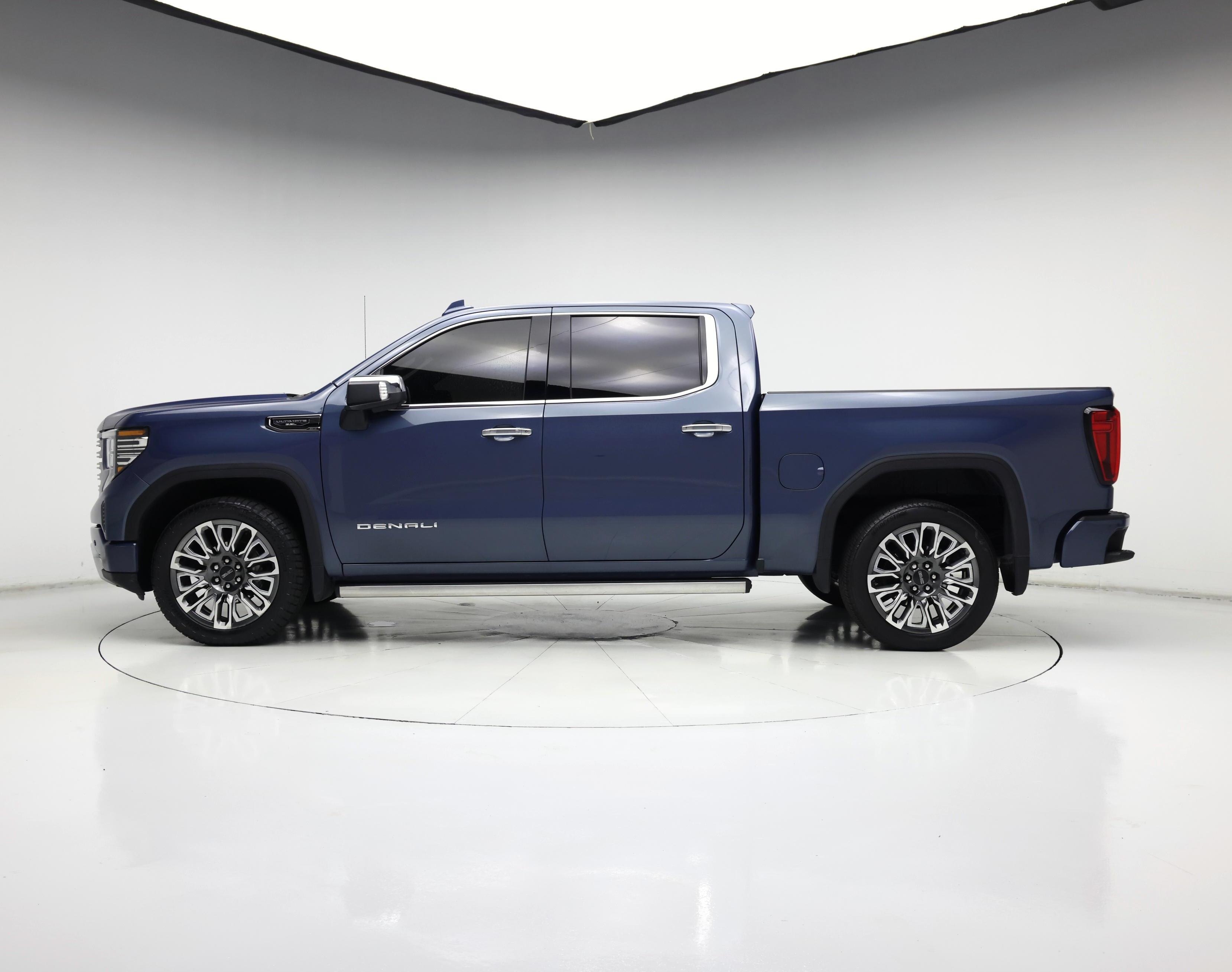 Thumbnail: 2024 GMC Sierra 1500 - 3