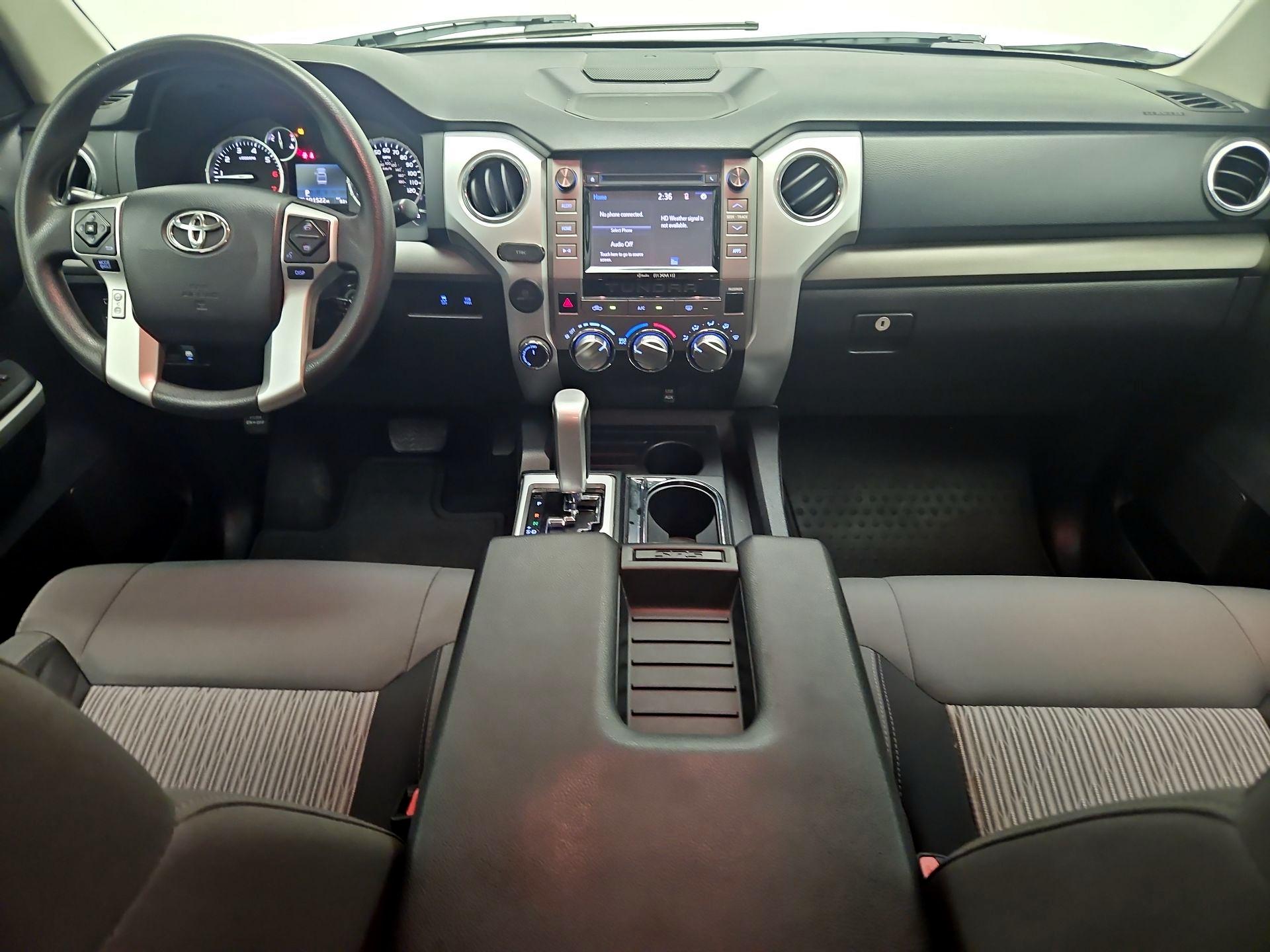 Thumbnail: 2015 Toyota Tundra - 9