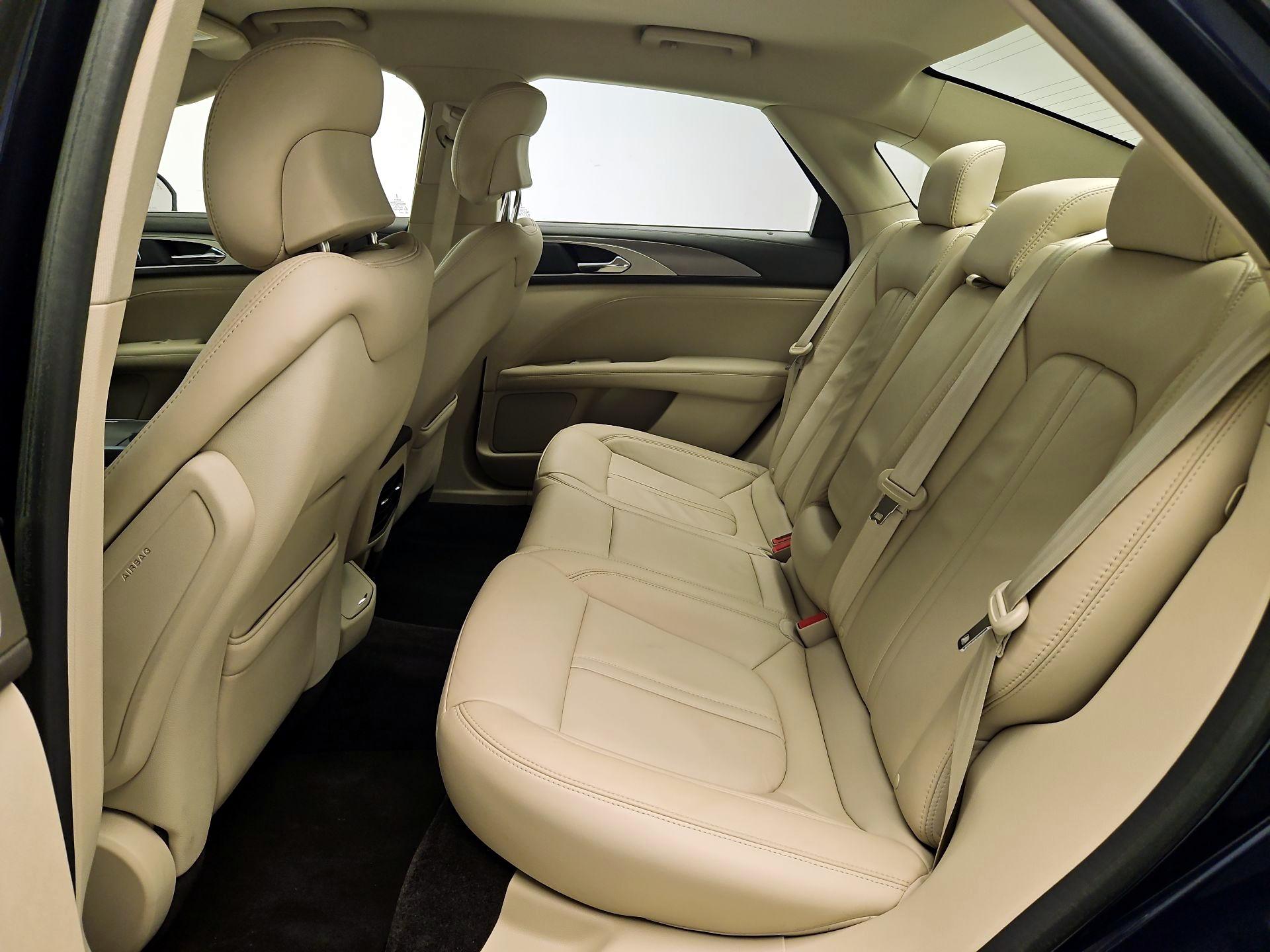 Thumbnail: 2017 Lincoln MKZ - 18