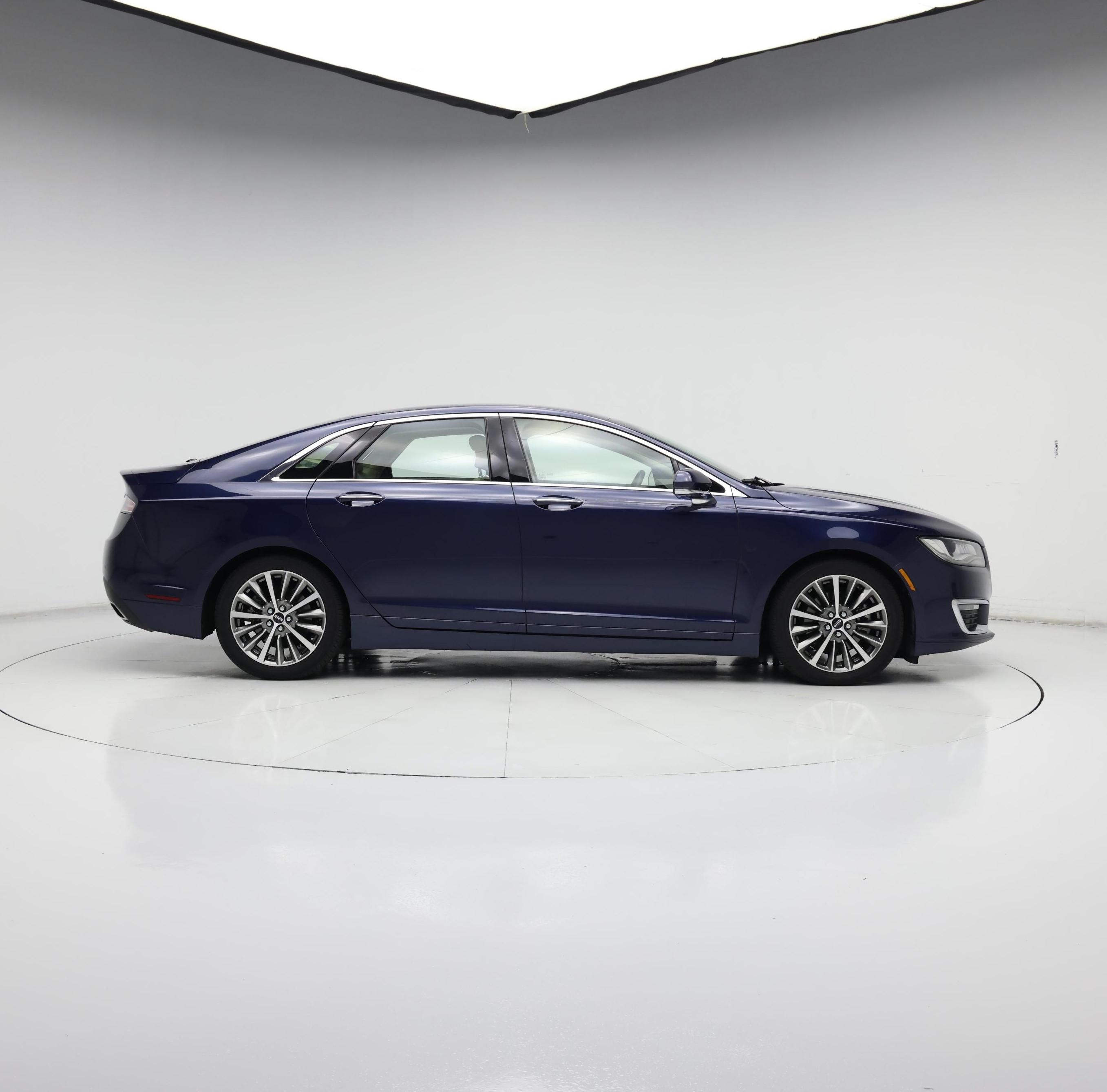 Thumbnail: 2017 Lincoln MKZ - 7