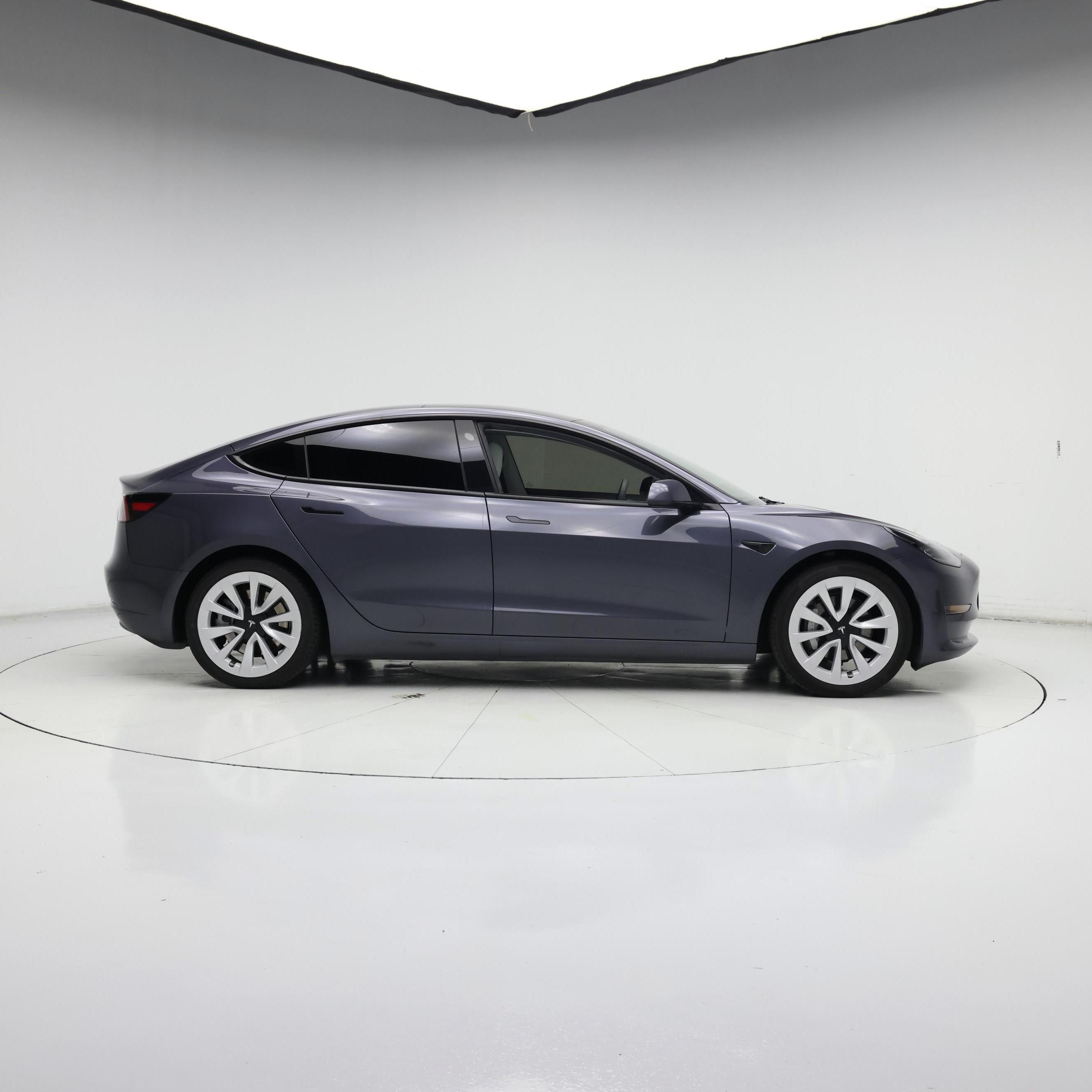 Thumbnail: 2023 Tesla Model 3 - 7