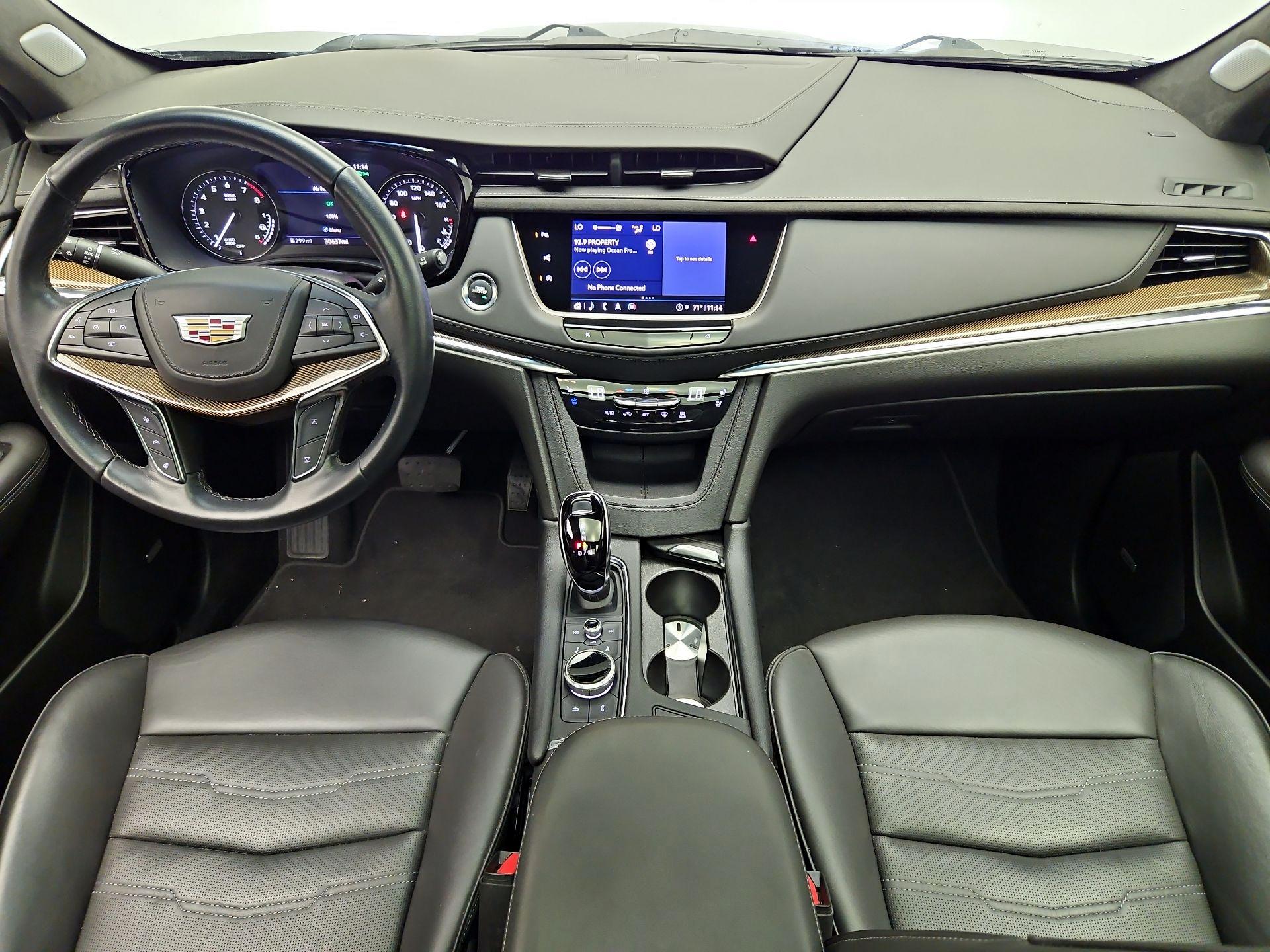 Thumbnail: 2022 Cadillac XT5 - 9