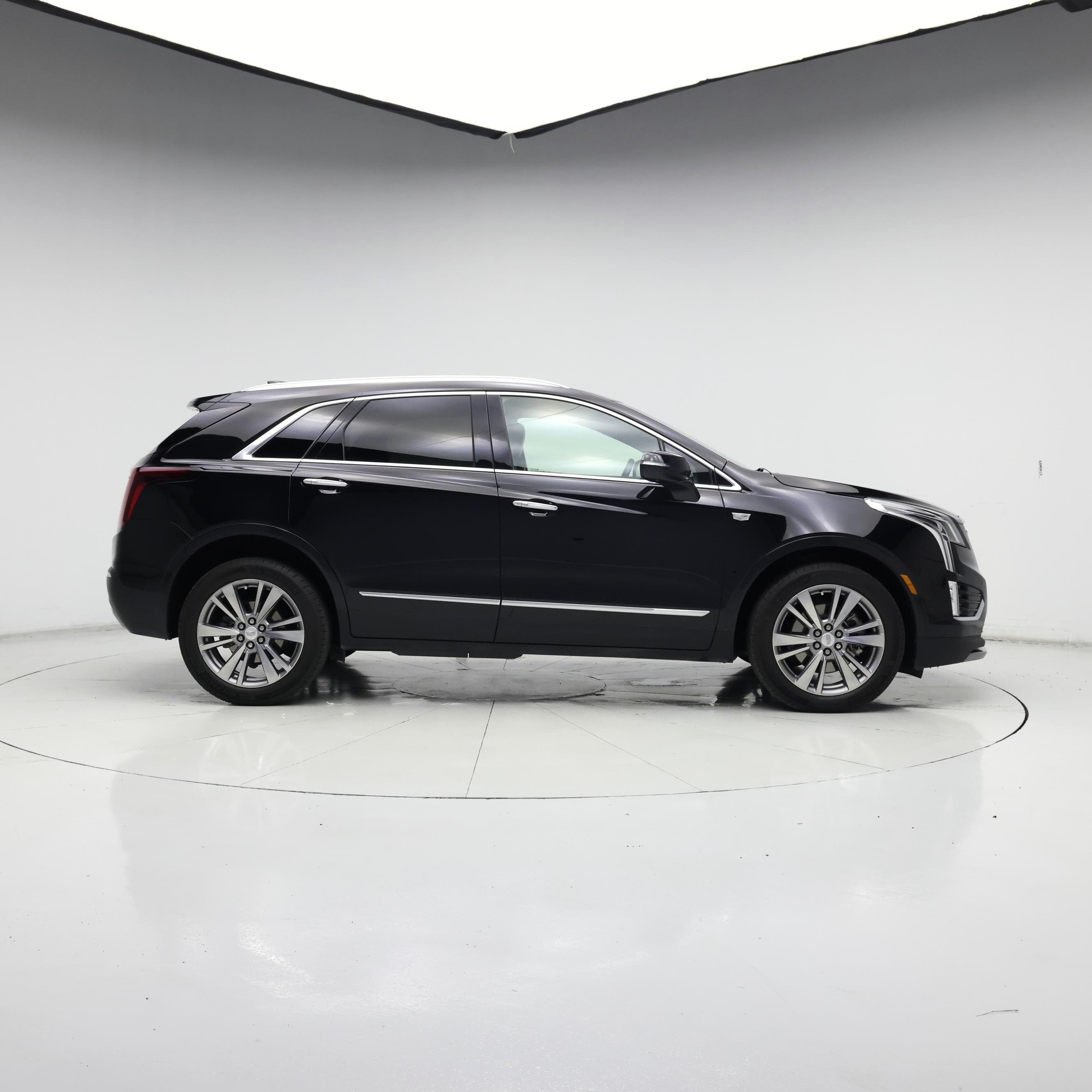 Thumbnail: 2022 Cadillac XT5 - 7