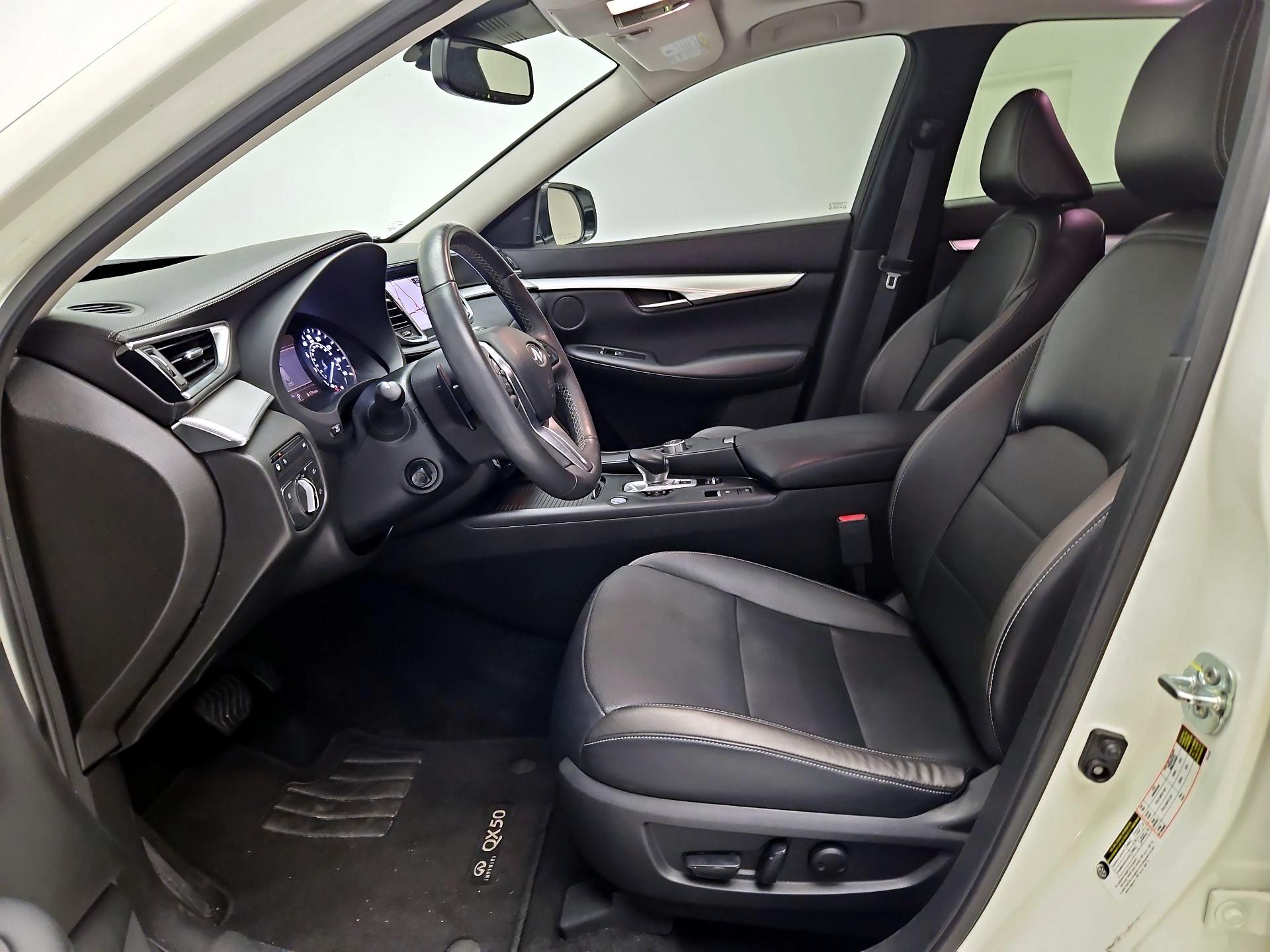 Thumbnail: 2021 INFINITI QX50 - 11