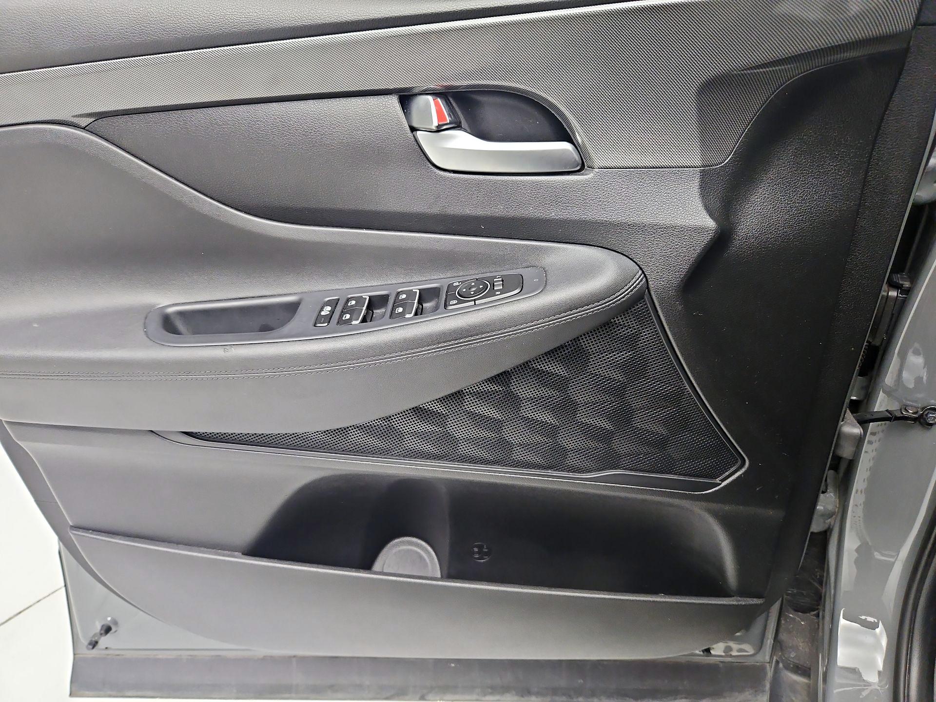 Thumbnail: 2023 Hyundai Santa Fe - 12