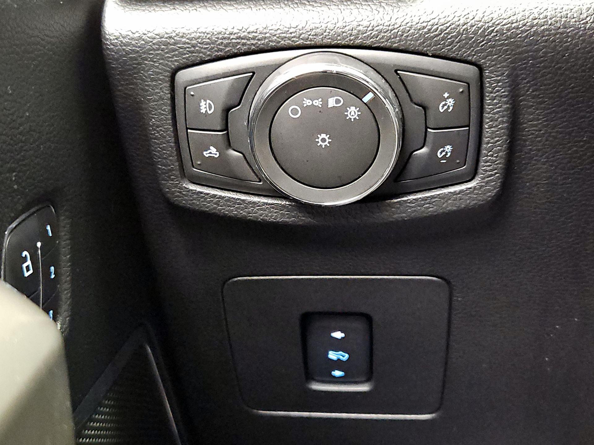 Thumbnail: 2015 Ford F-150 - 13