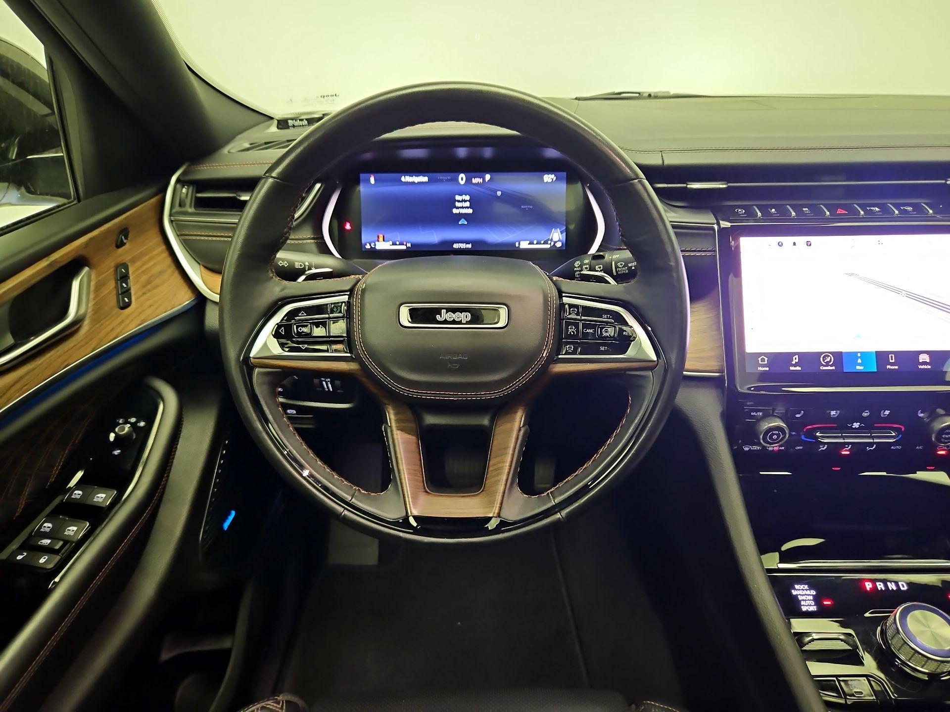 Thumbnail: 2023 Jeep Grand Cherokee L - 10