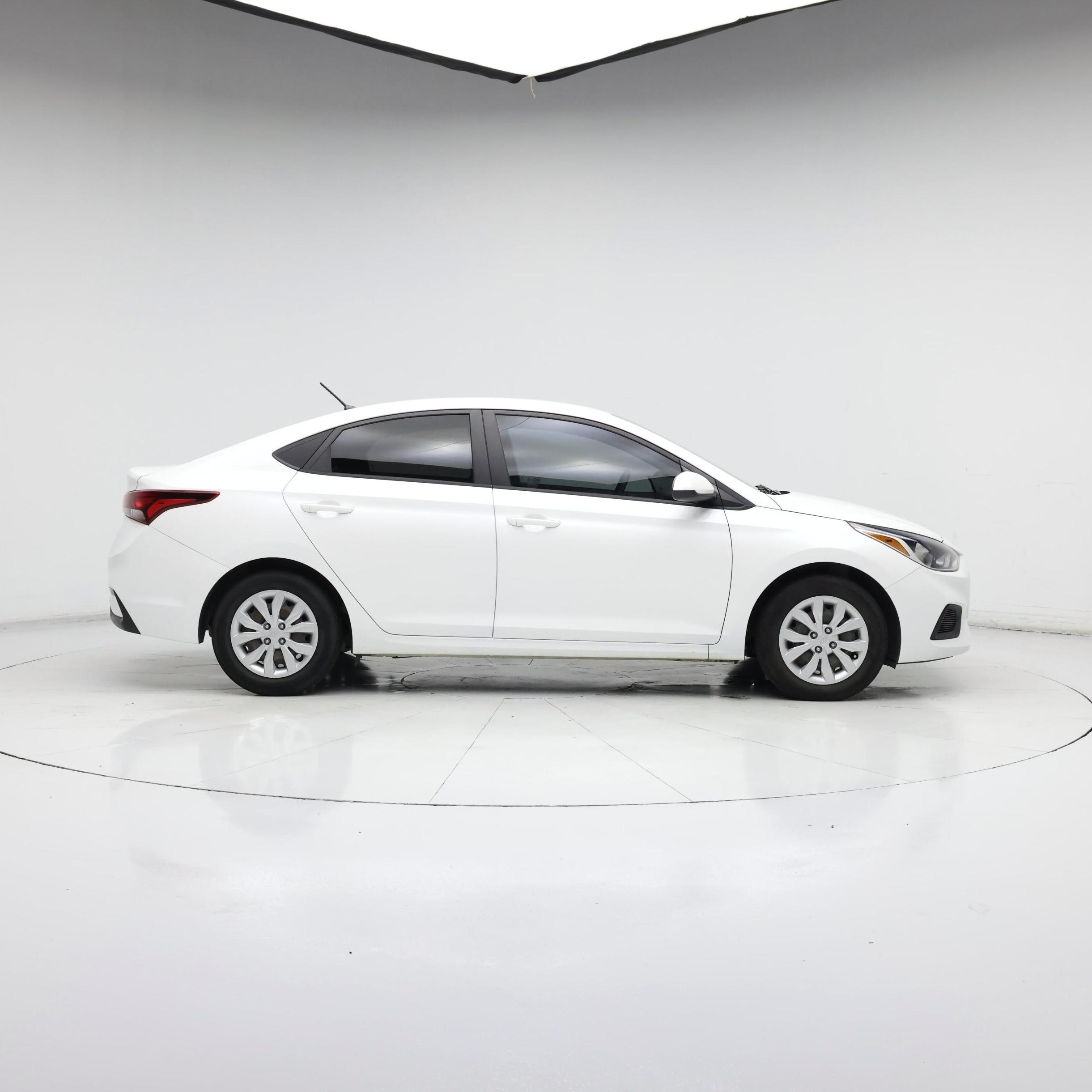 Thumbnail: 2022 Hyundai Accent - 7