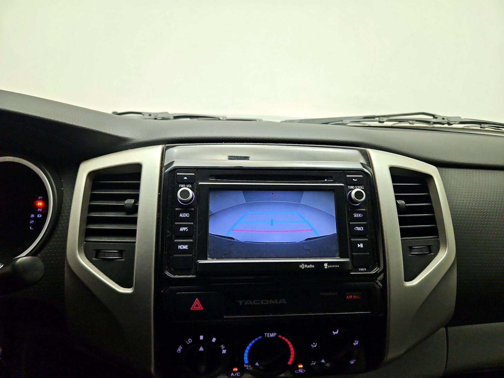 Thumbnail: 2015 Toyota Tacoma - 13