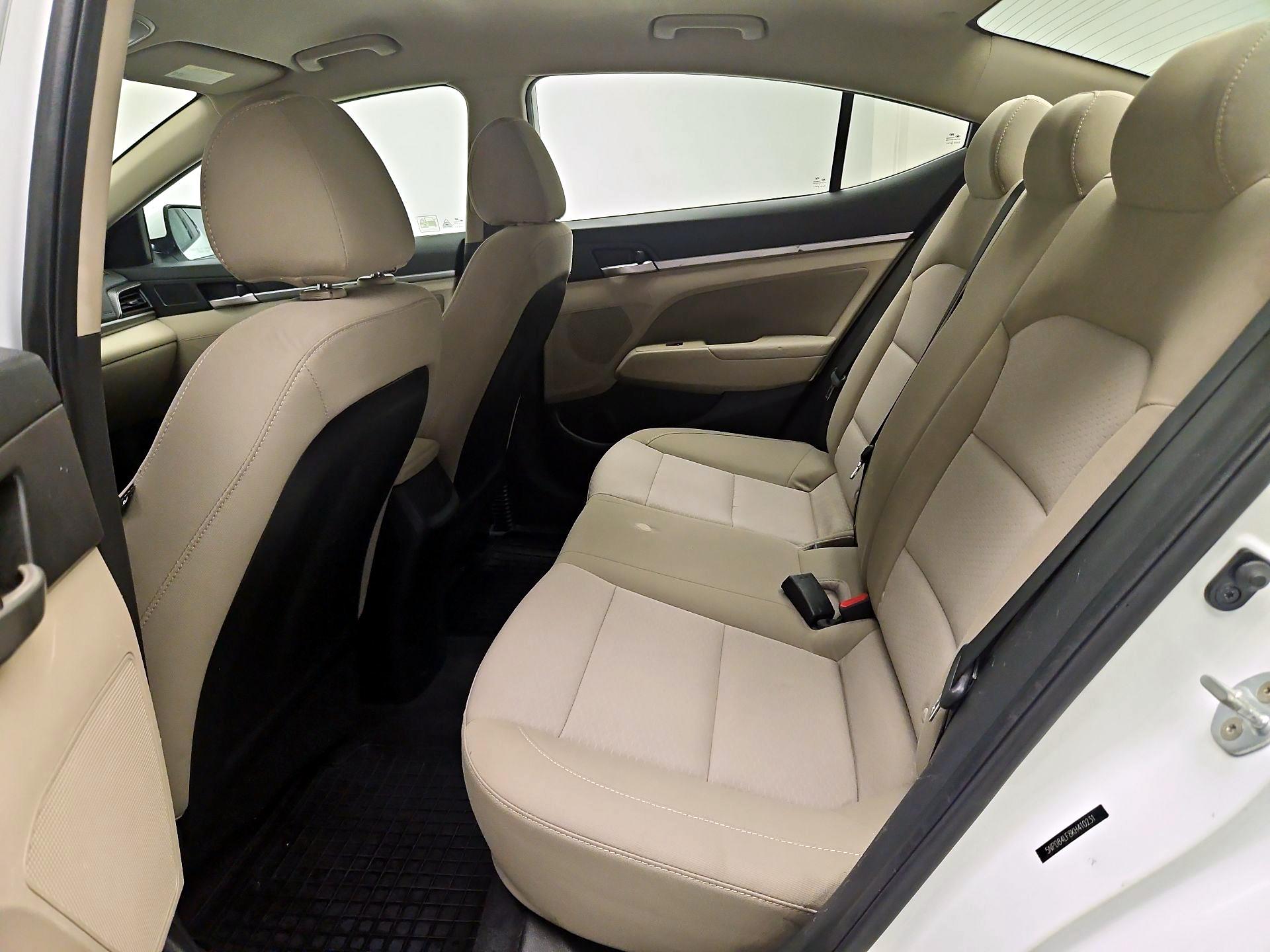 Thumbnail: 2019 Hyundai Elantra - 17