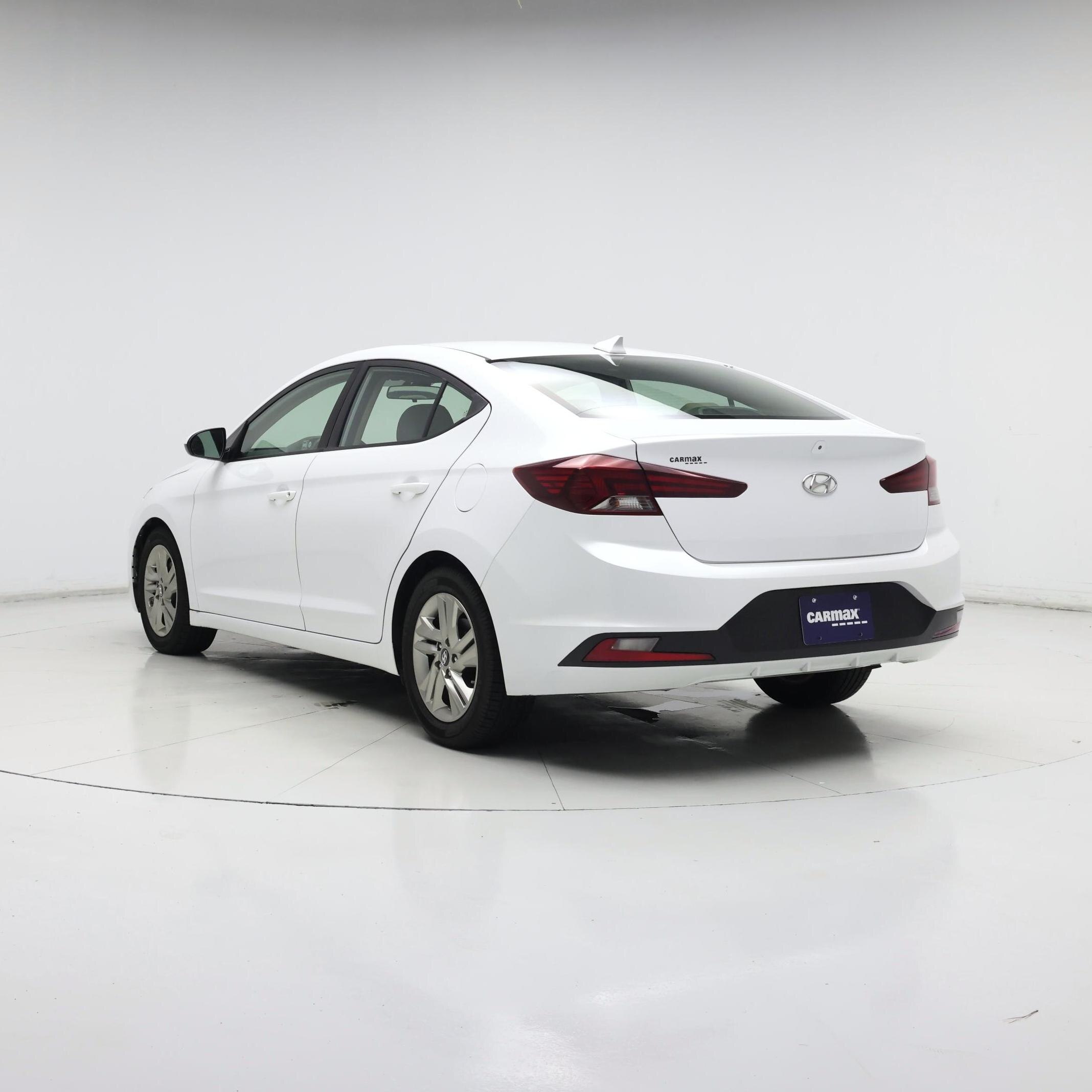 Thumbnail: 2019 Hyundai Elantra - 2