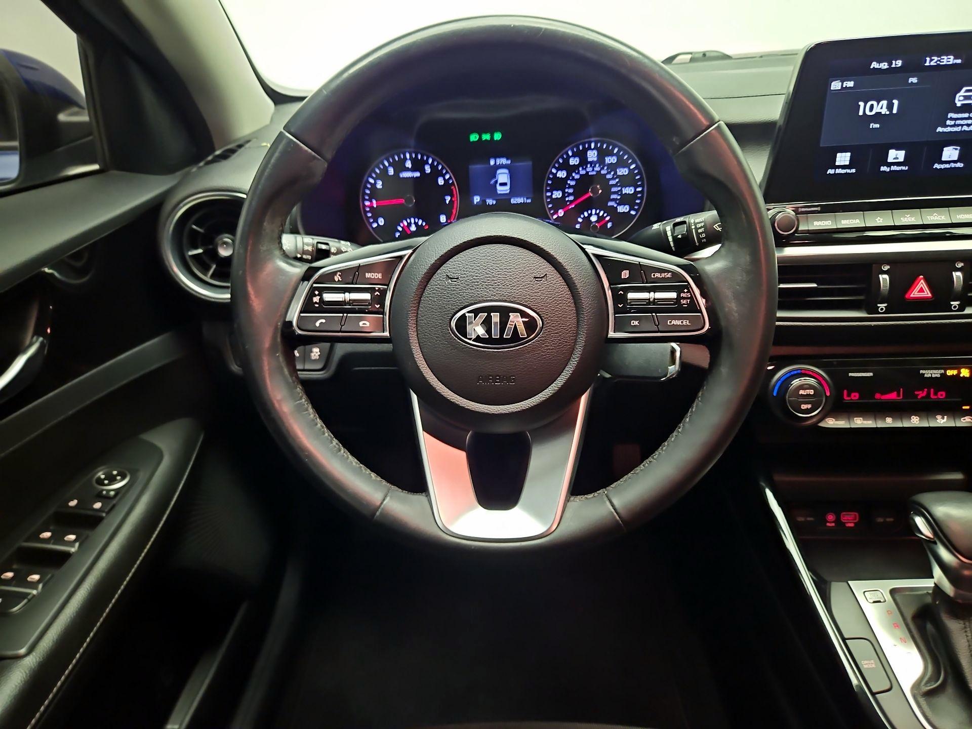 Thumbnail: 2019 Kia Forte - 10