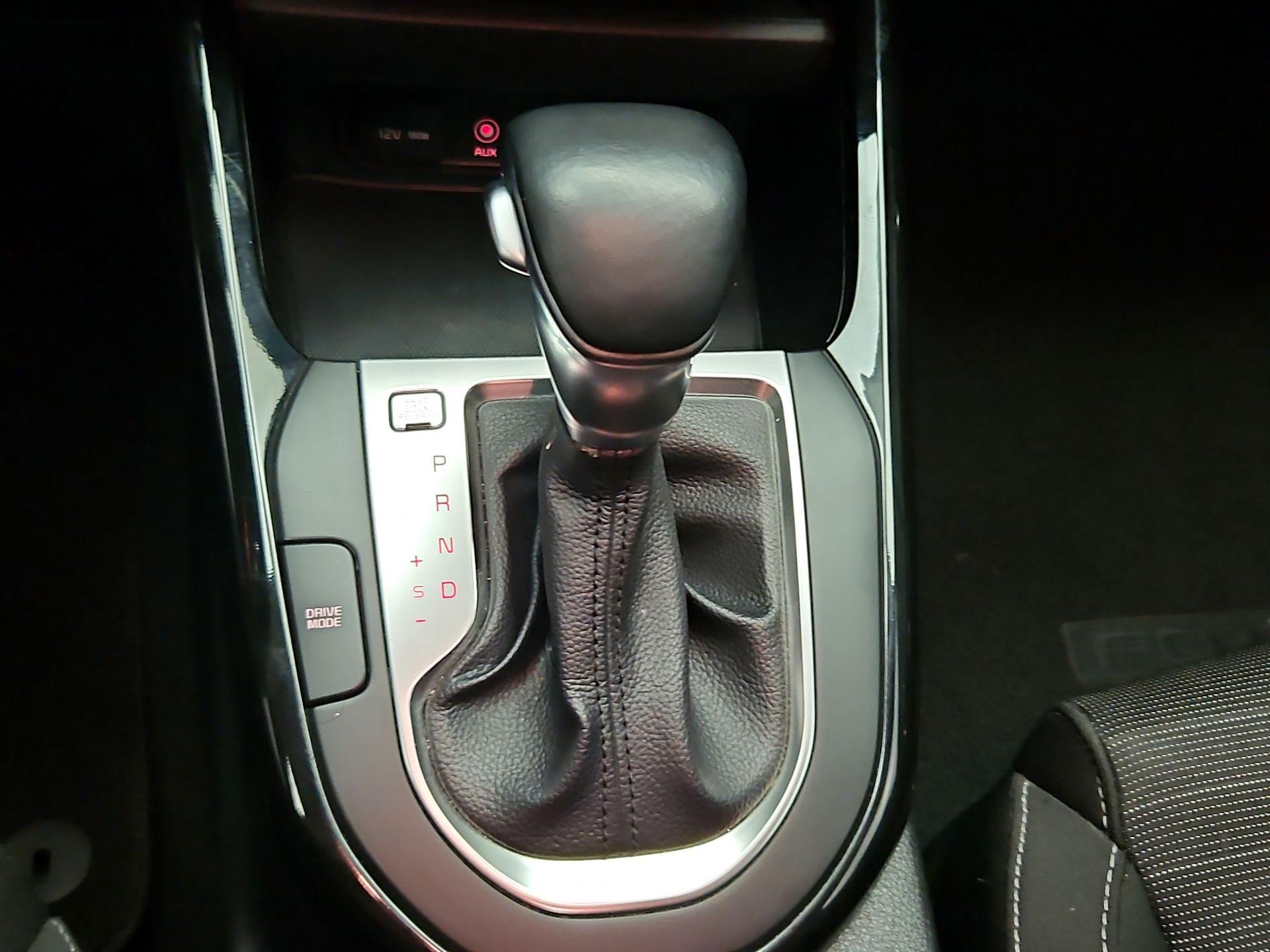 Thumbnail: 2019 Kia Forte - 17