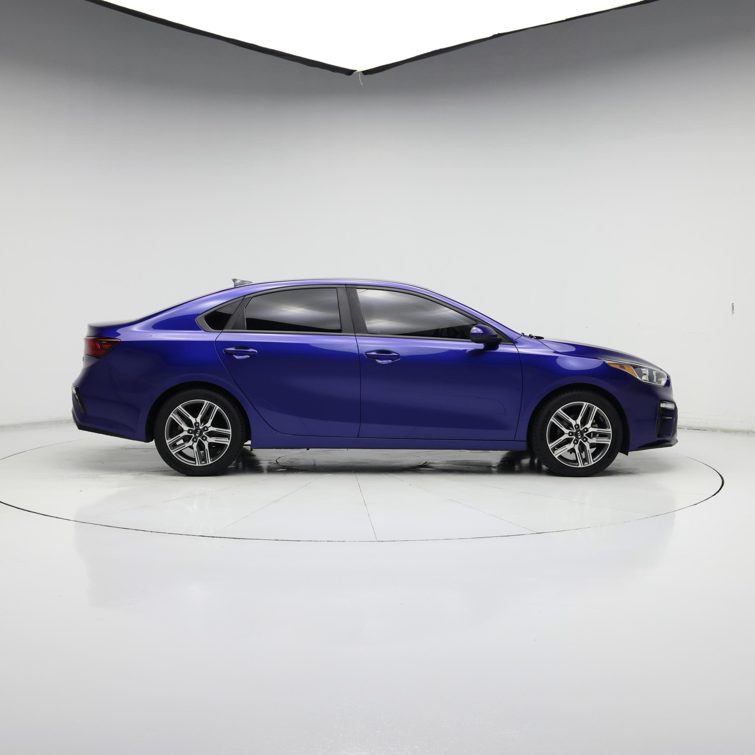 Thumbnail: 2019 Kia Forte - 7