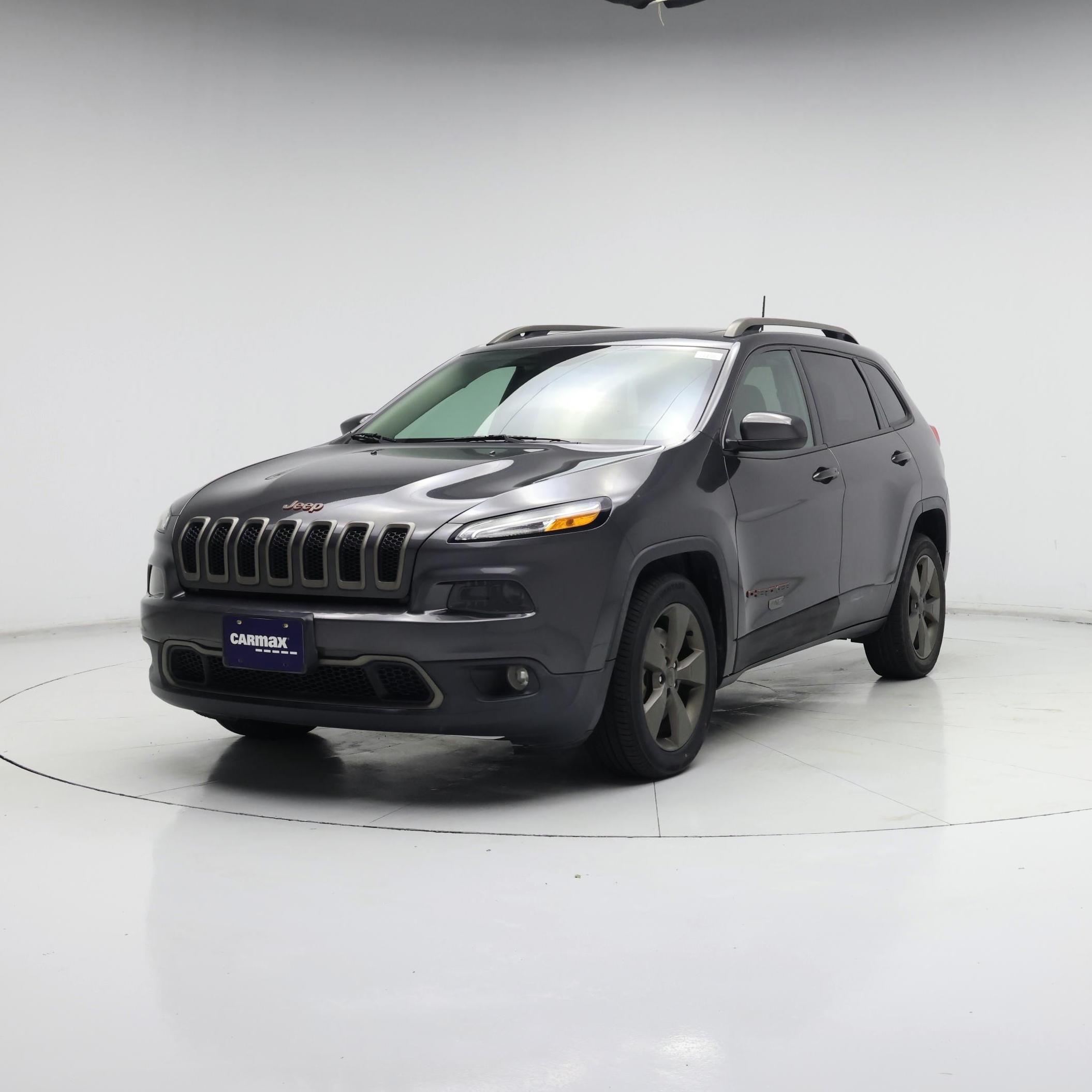 Thumbnail: 2017 Jeep Cherokee - 4